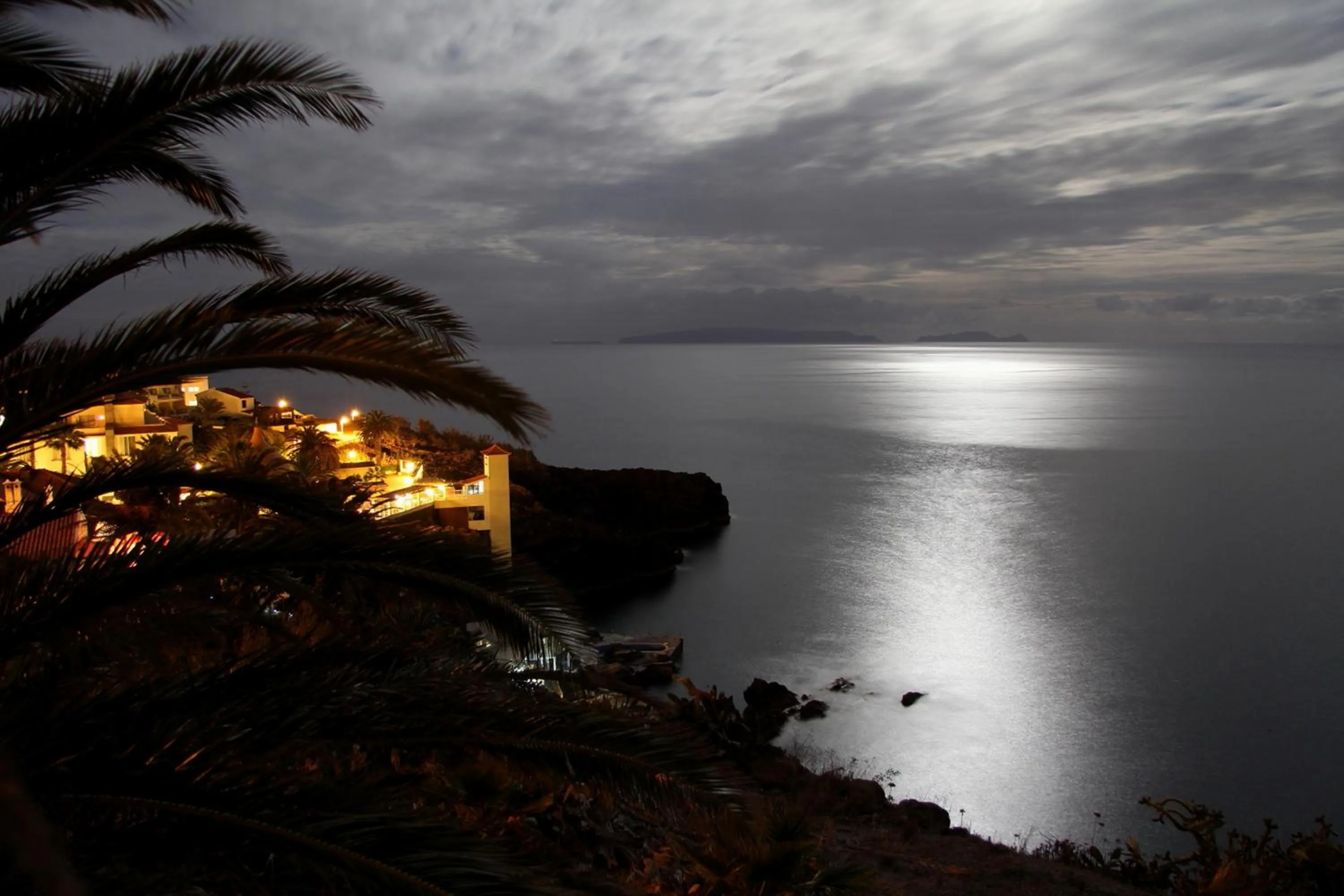 Area and facilities in Canico Bay Apartments