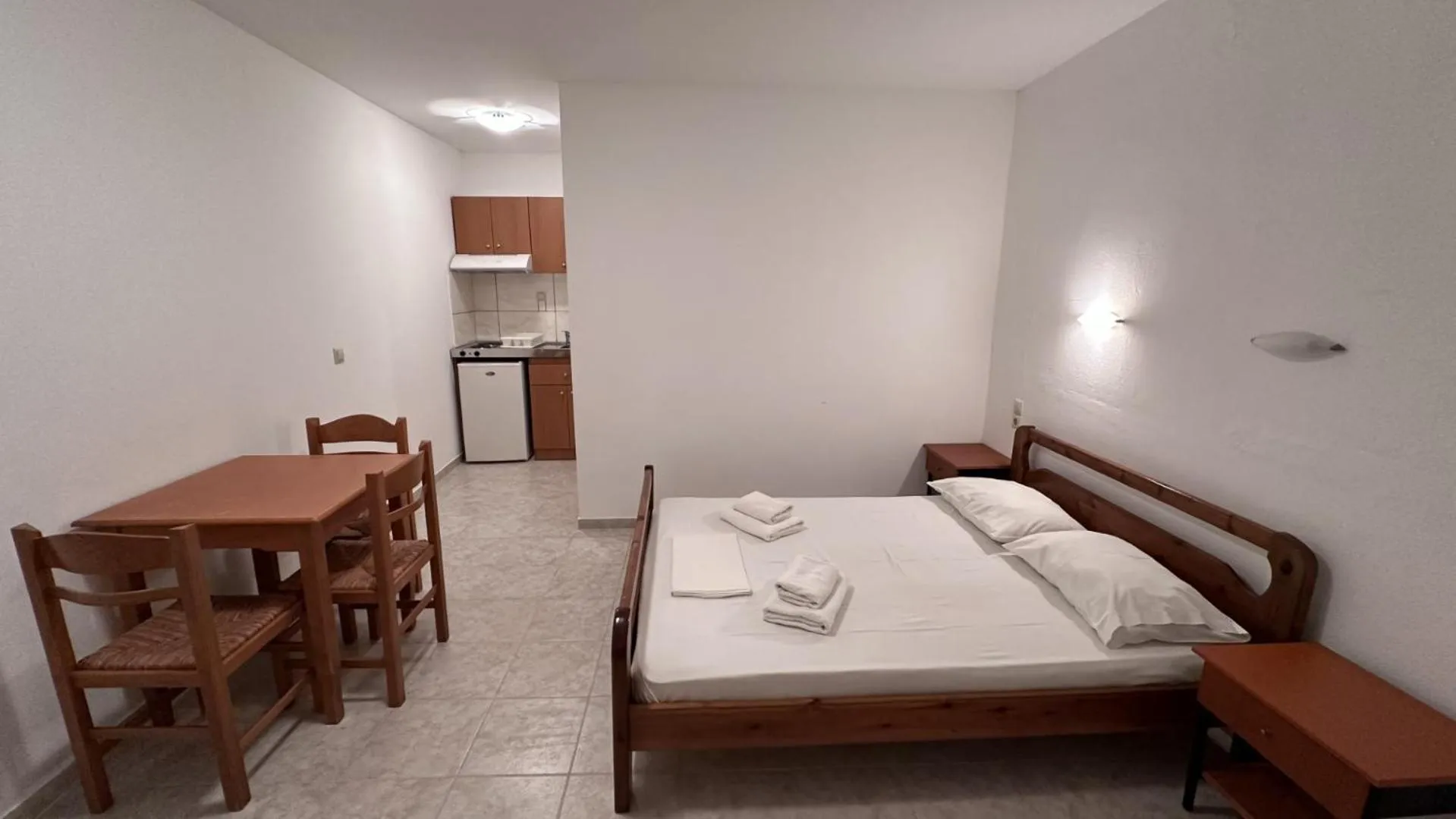 Bed in Sfinias Apartments