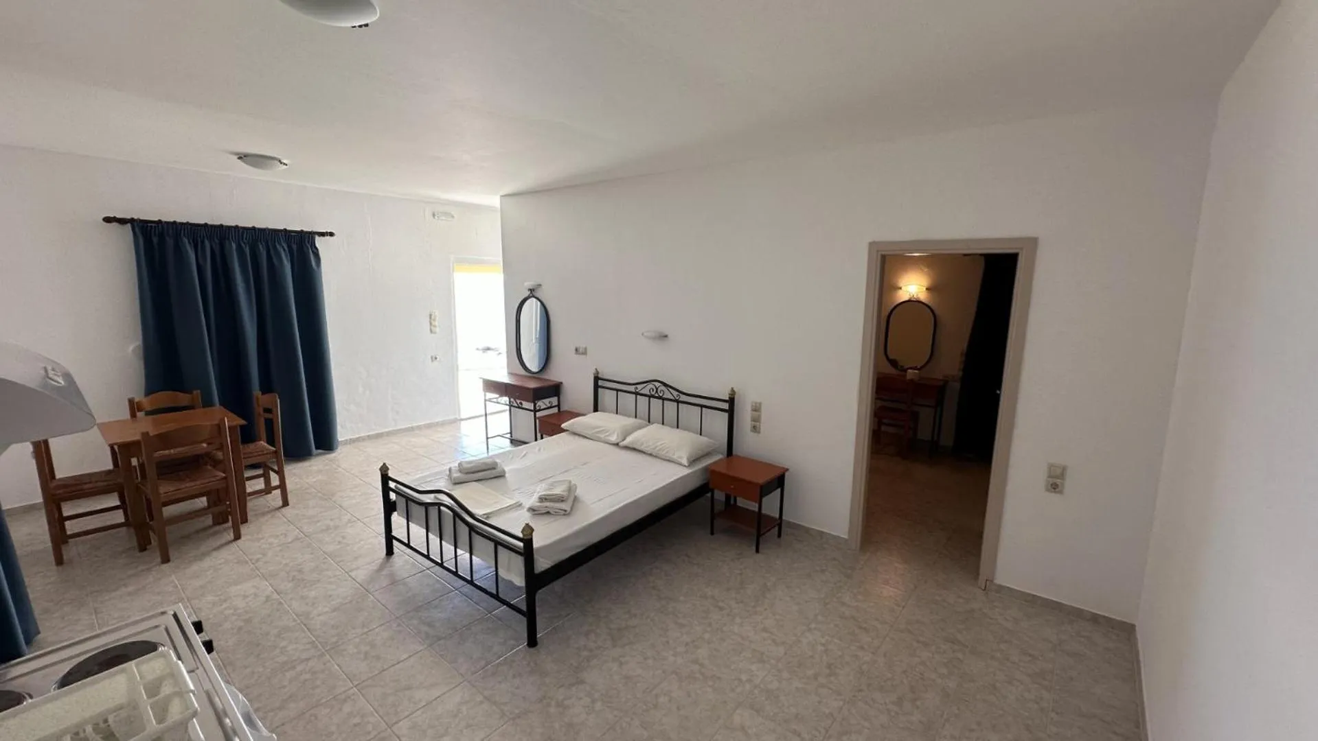 Bed in Sfinias Apartments