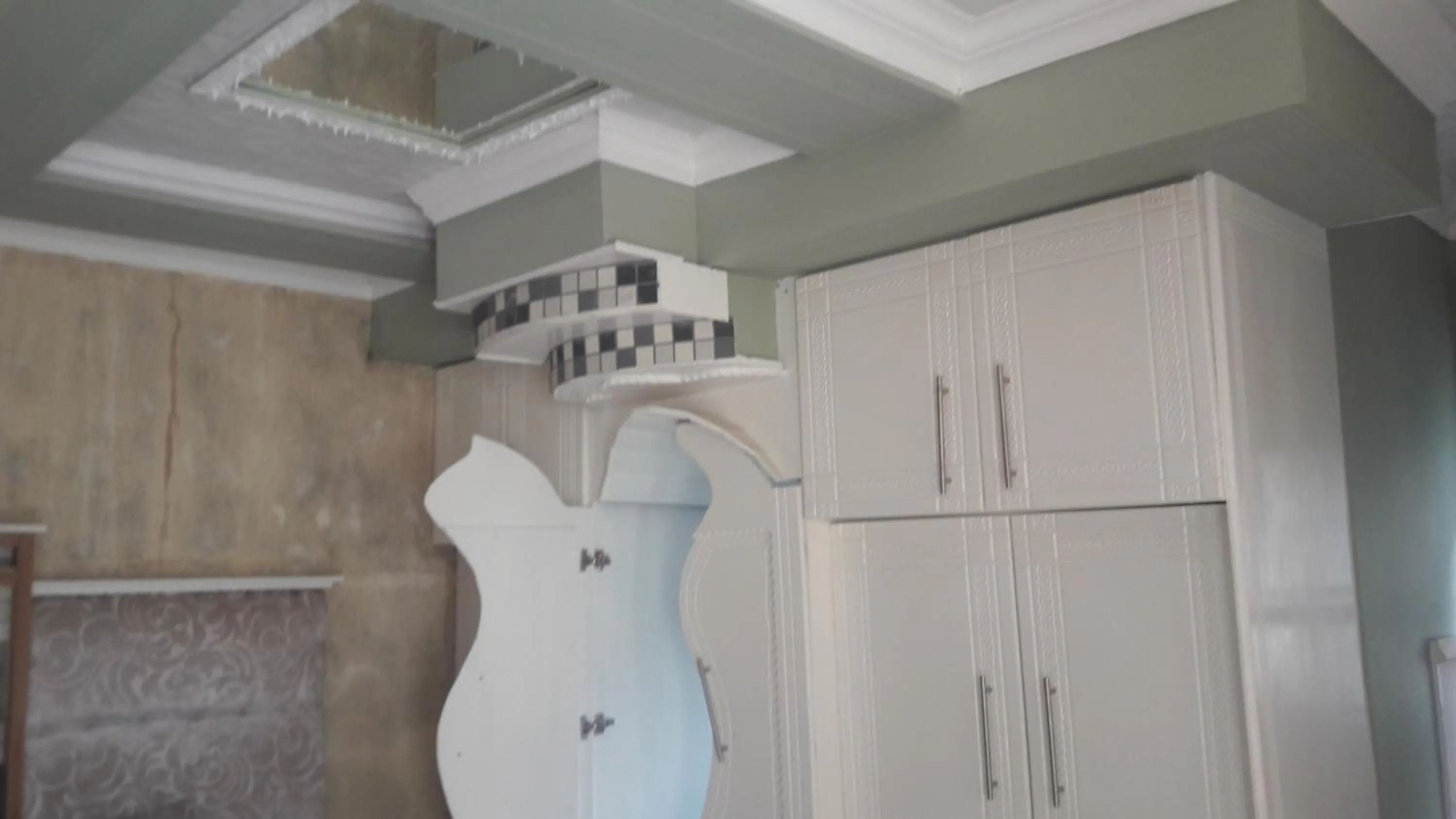 Bed in Emampingeni lodge