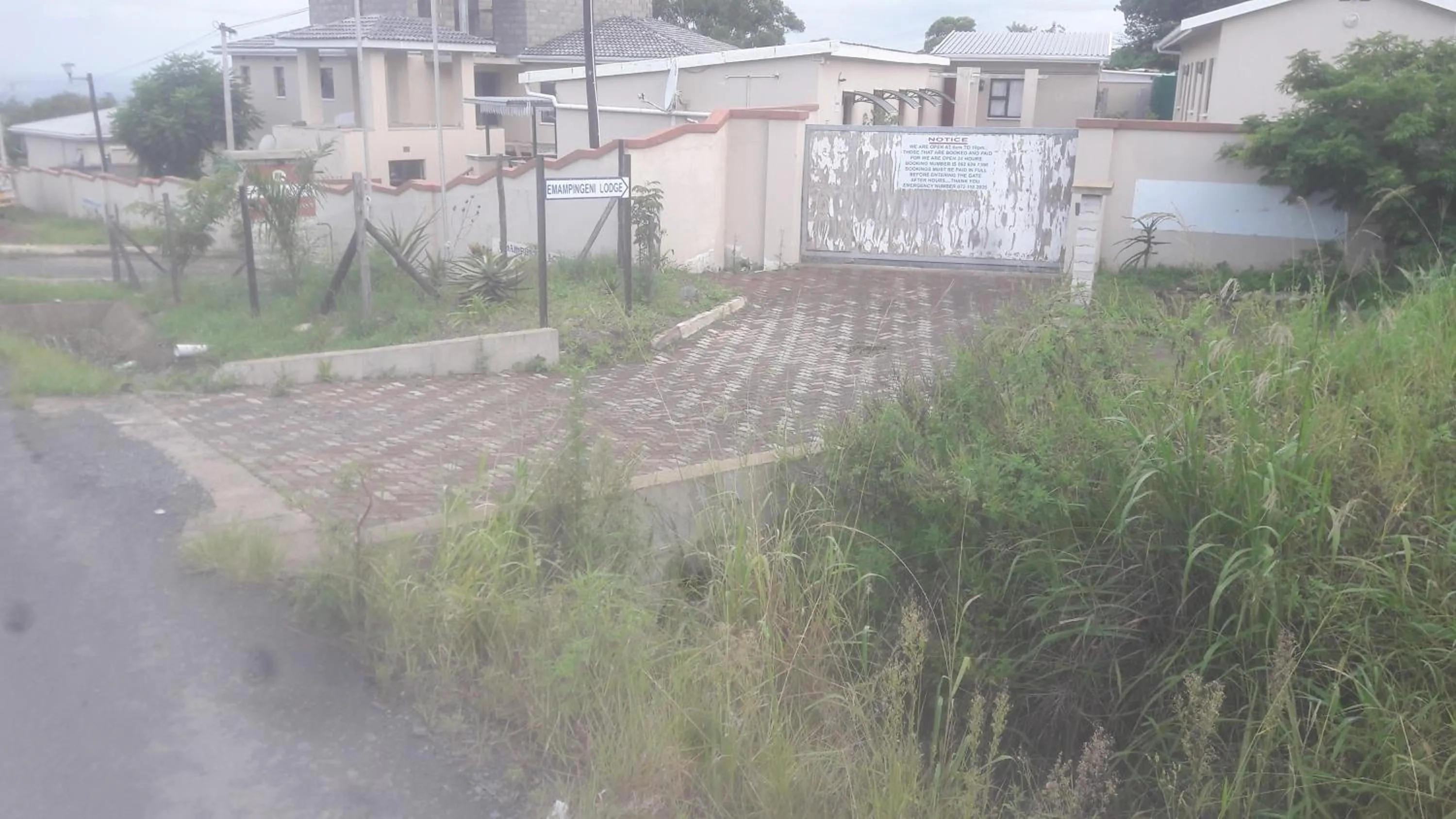Neighbourhood in Emampingeni lodge