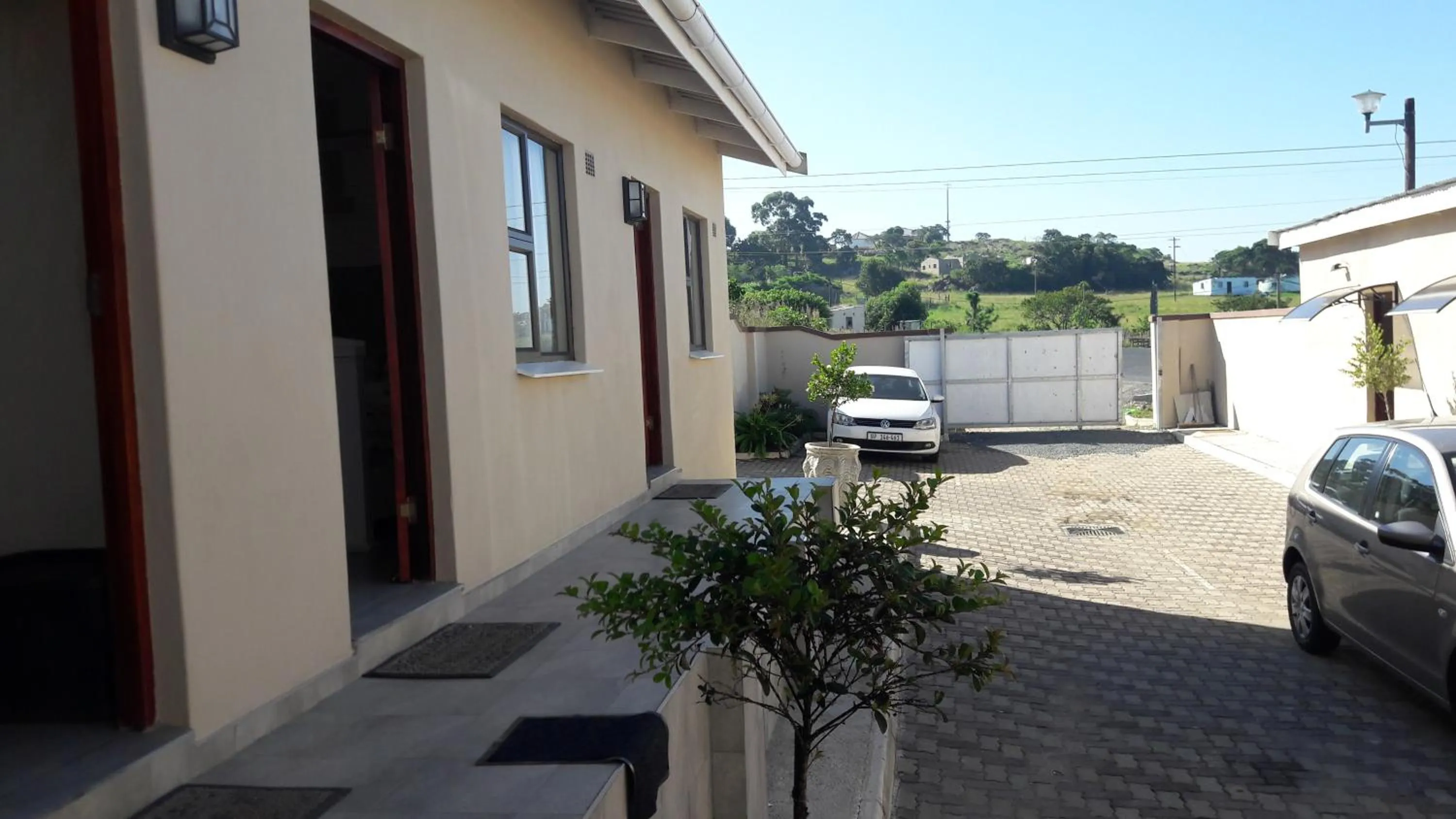 Facade/entrance in Emampingeni lodge