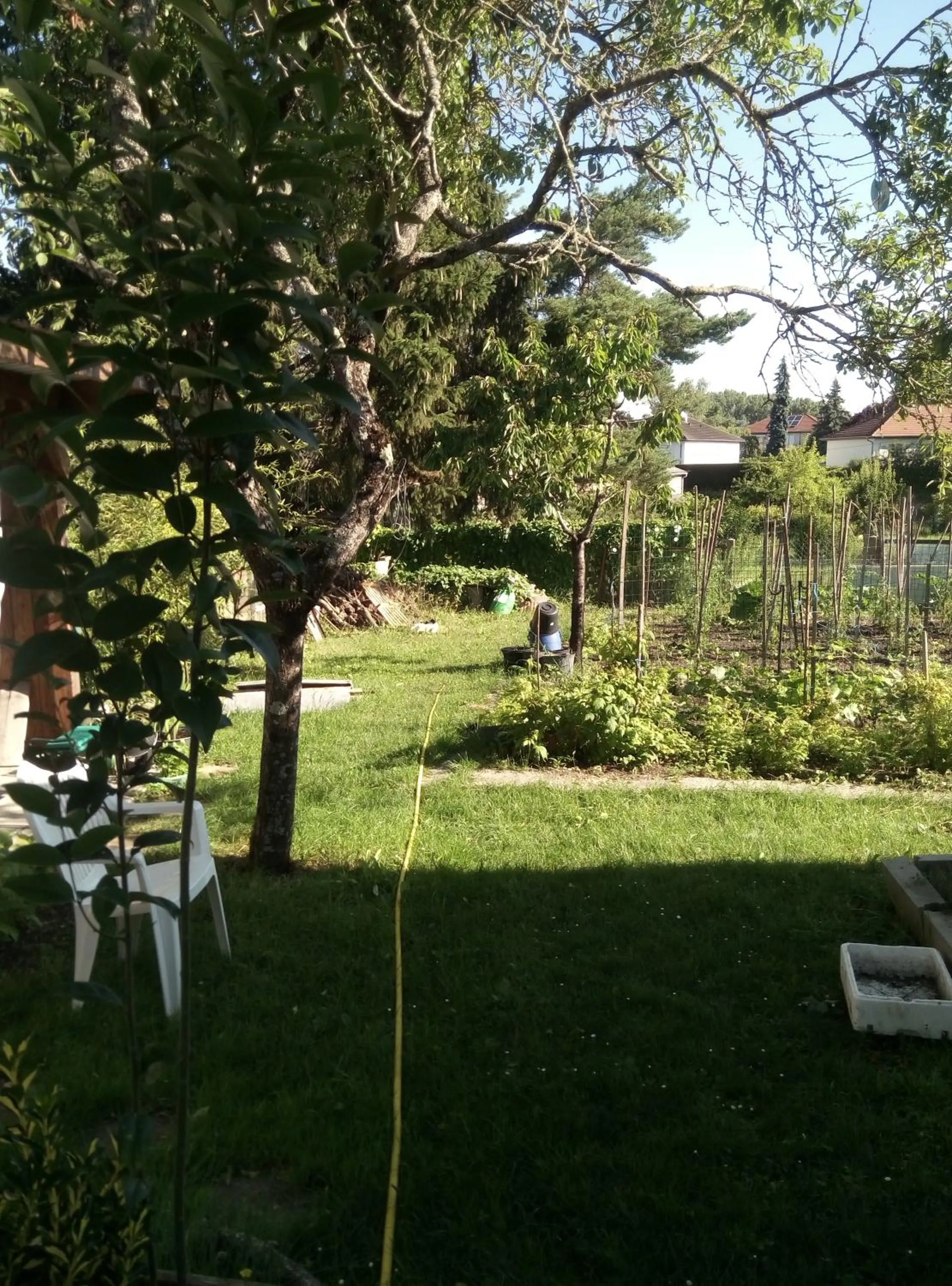 Garden in chez Myla chambre avec tv écran plat et salle de bain privative