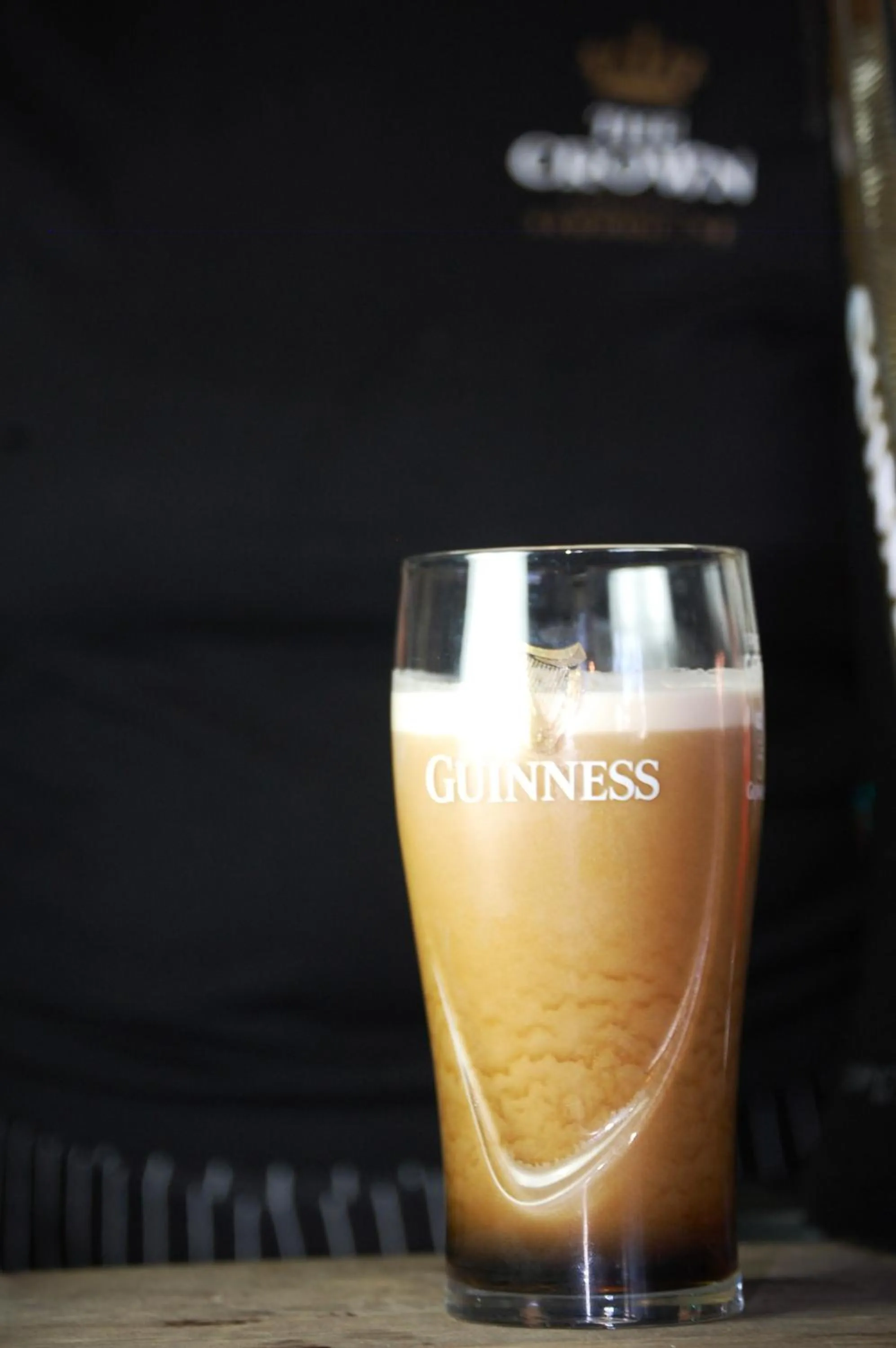 Lounge or bar in The Crown Aldbourne