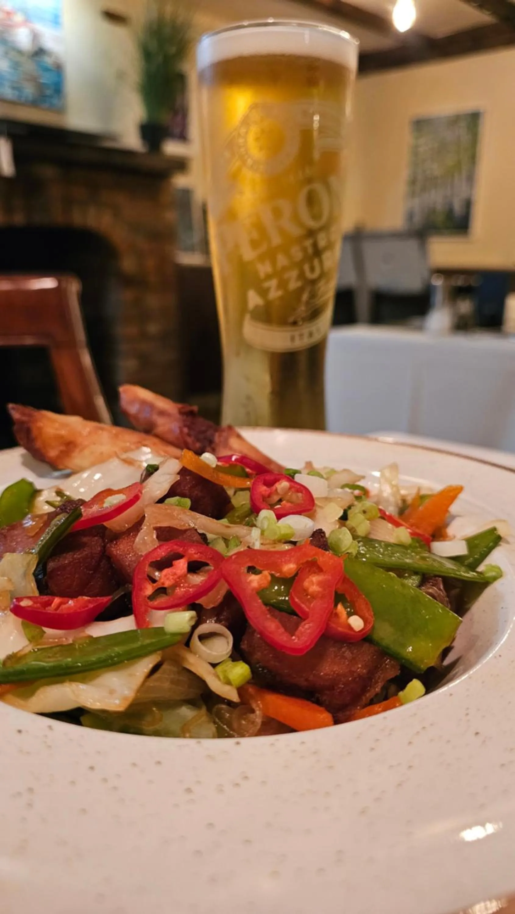 Food and drinks in The Crown Aldbourne