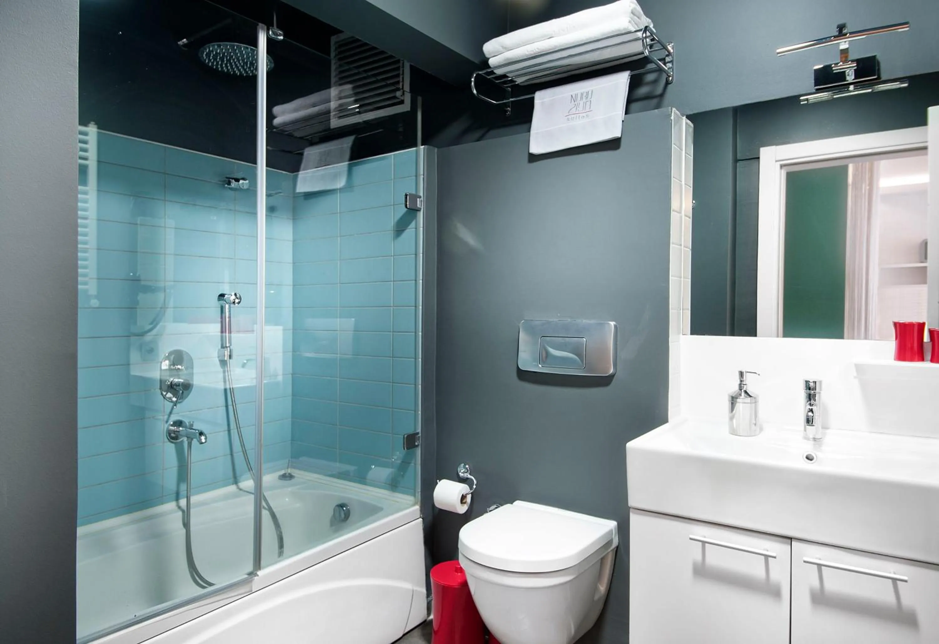 Shower in Nuru Ziya Residences