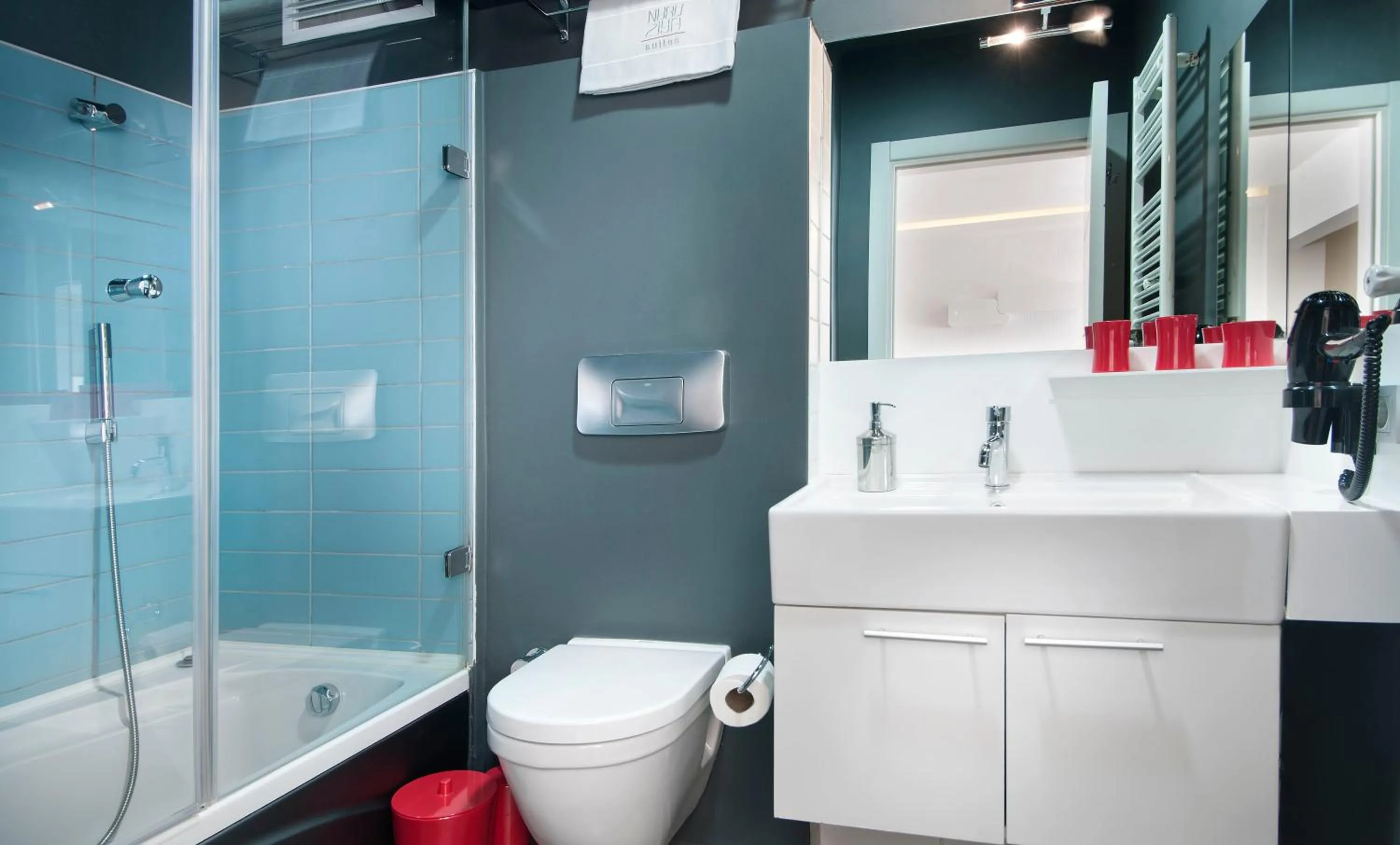 Shower in Nuru Ziya Residences