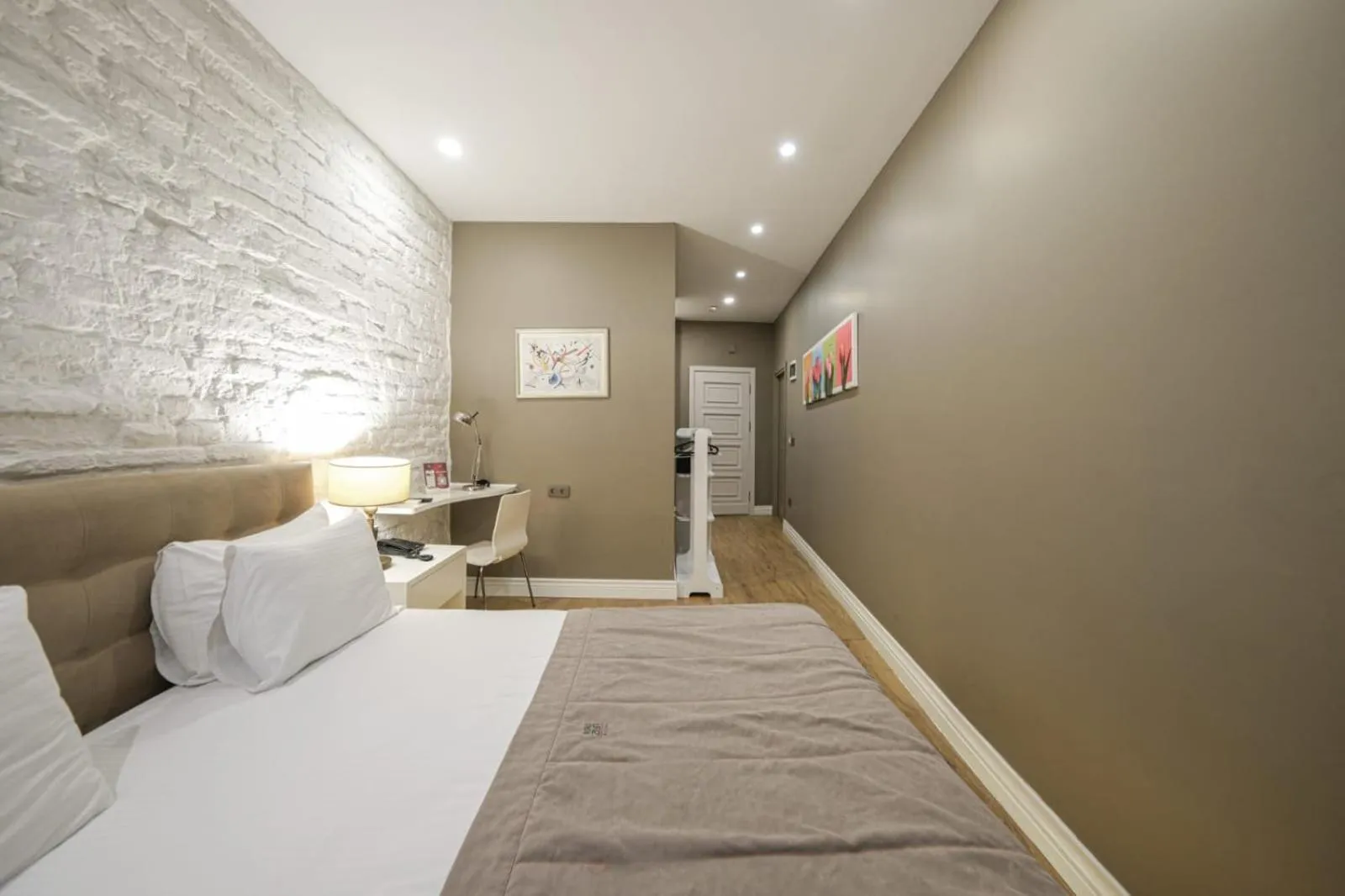 Bedroom, Bed in Nuru Ziya Residences