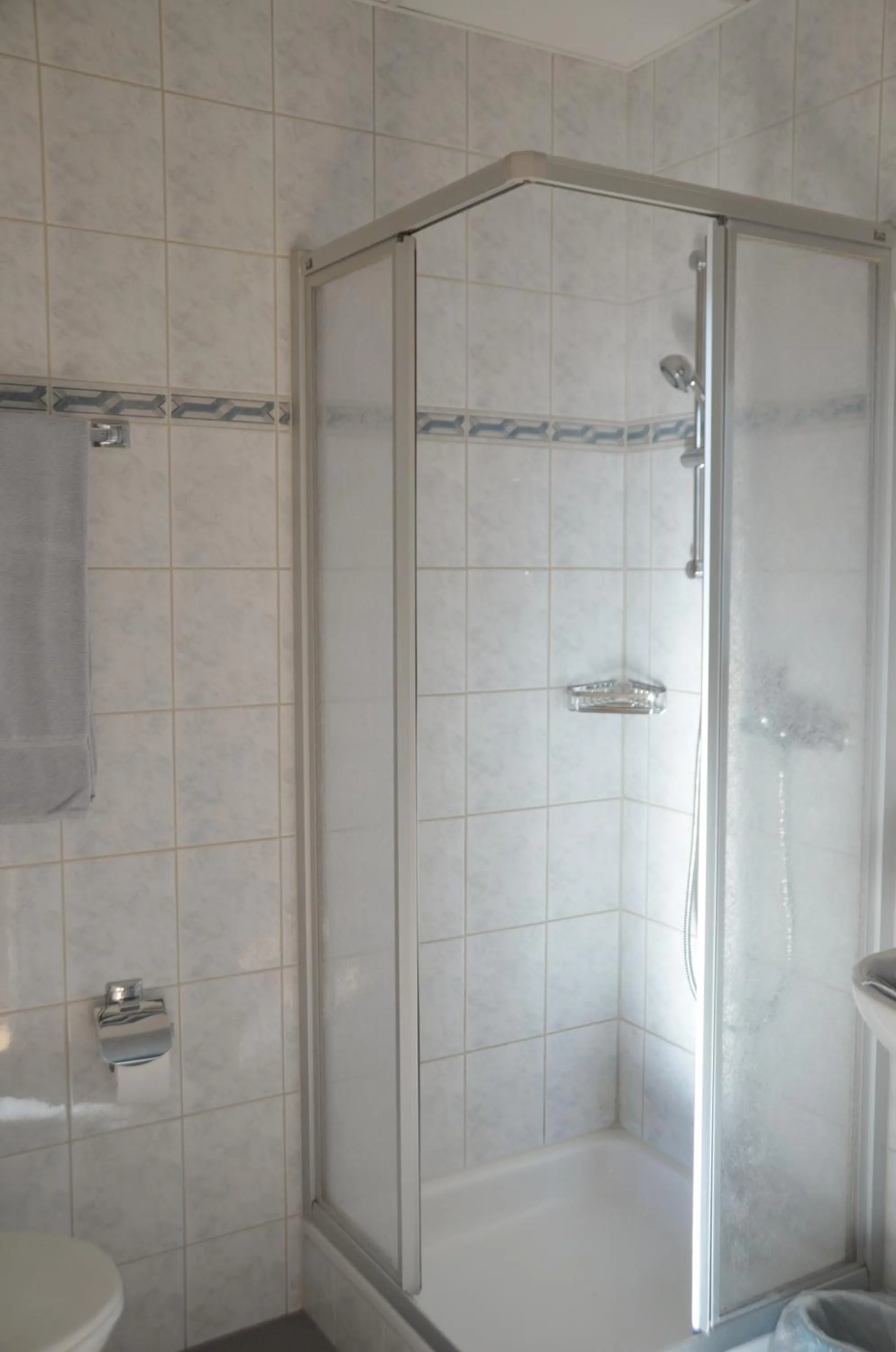 Bathroom in Hotel Restaurant Bahnhof