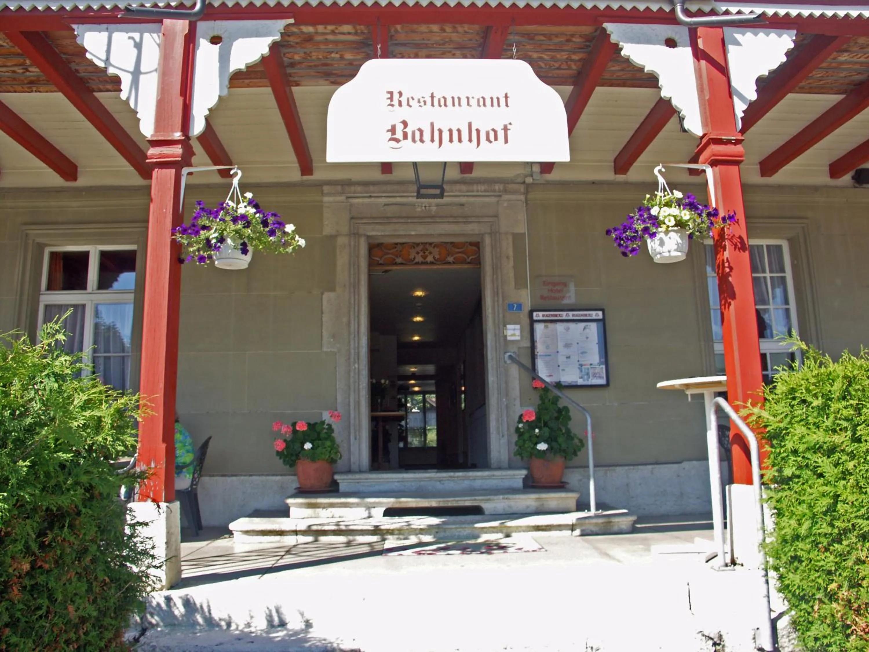Facade/entrance in Hotel Restaurant Bahnhof