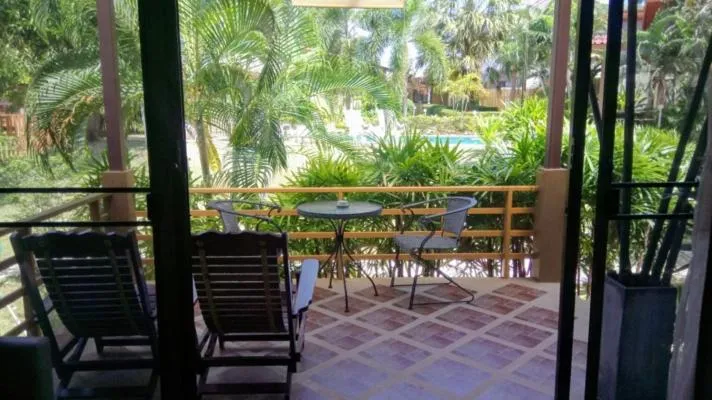 Garden in Escape-Cabins