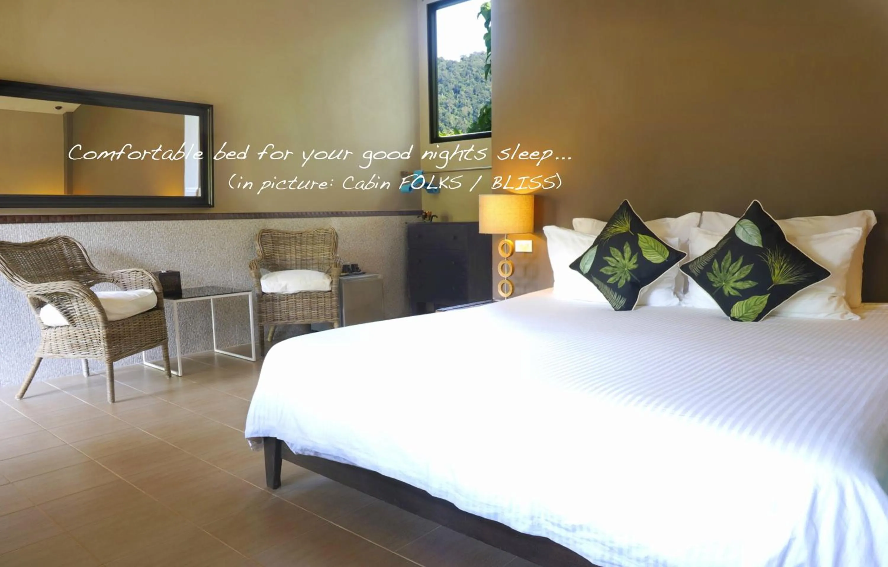 Seating area, Bed in Escape-Cabins