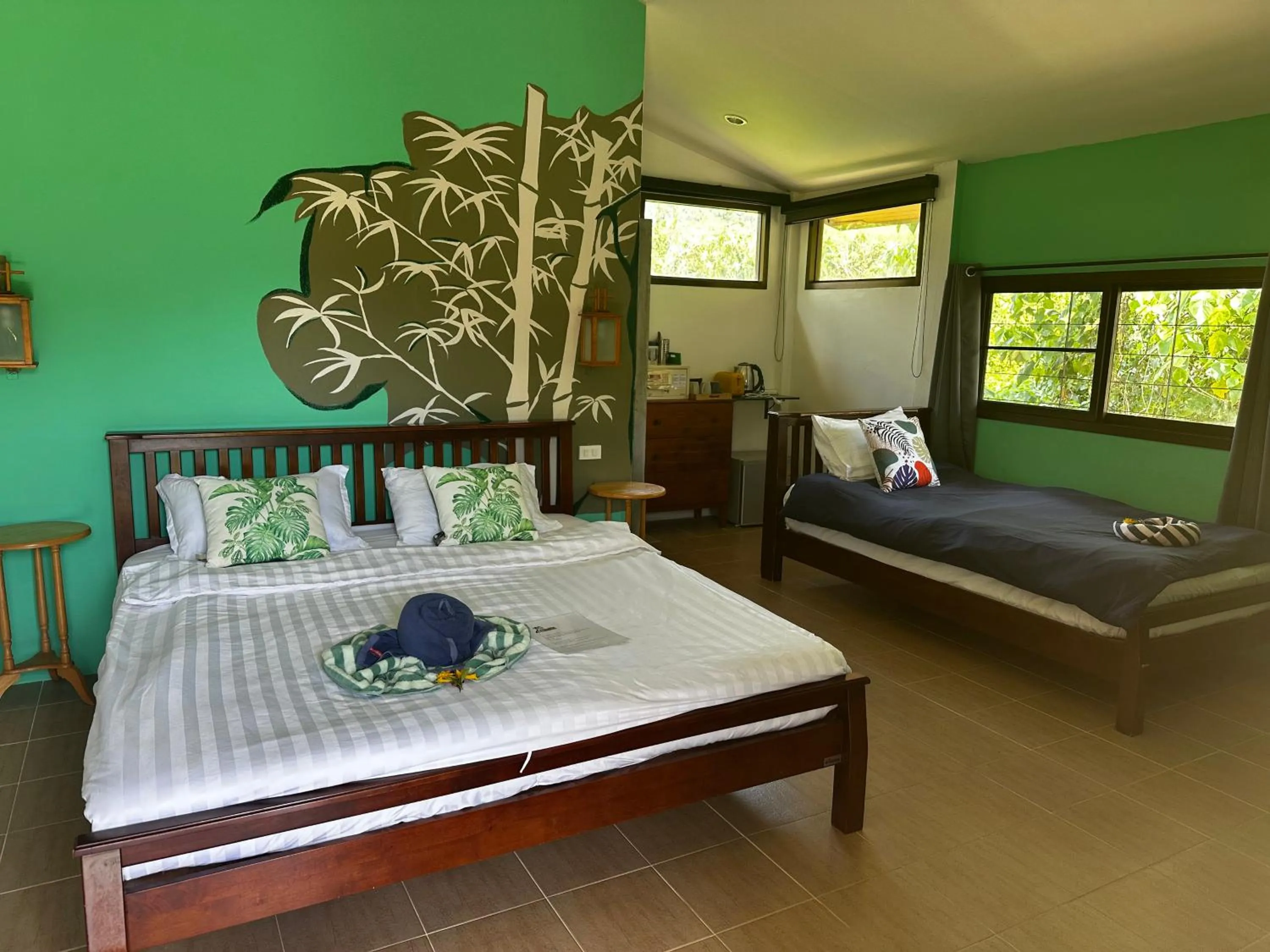 Bedroom, Bed in Escape-Cabins