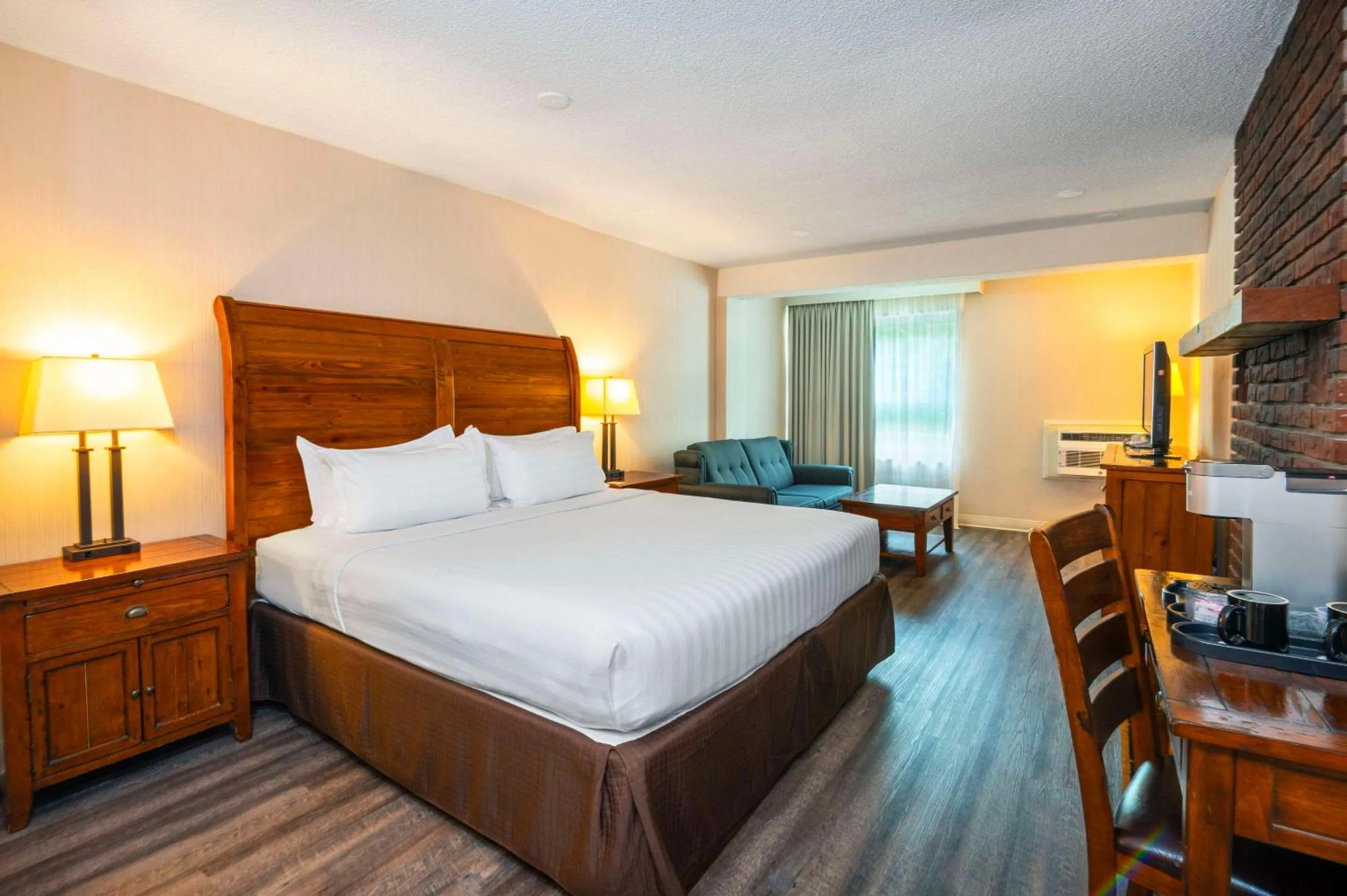 Bedroom, Bed in Hidden Valley Resort, an Ascend Collection Resort