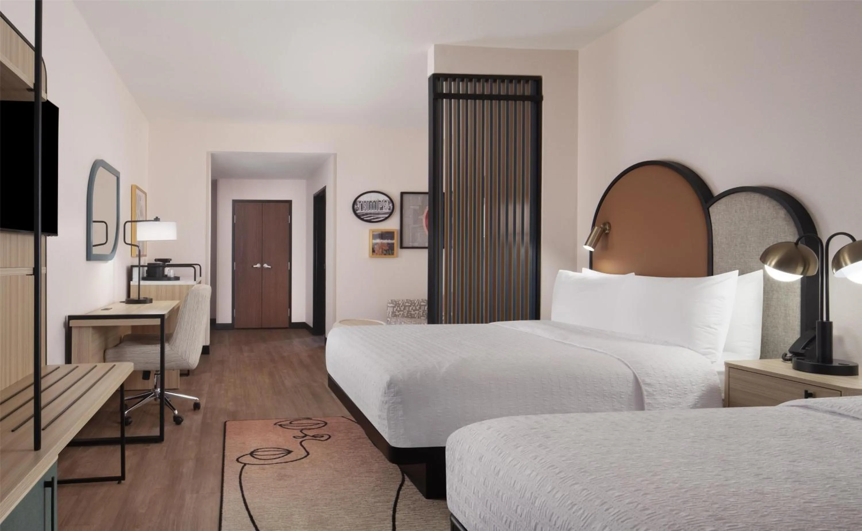 Bed in Hampton Inn by Hilton Tampa Fairgrounds Casino