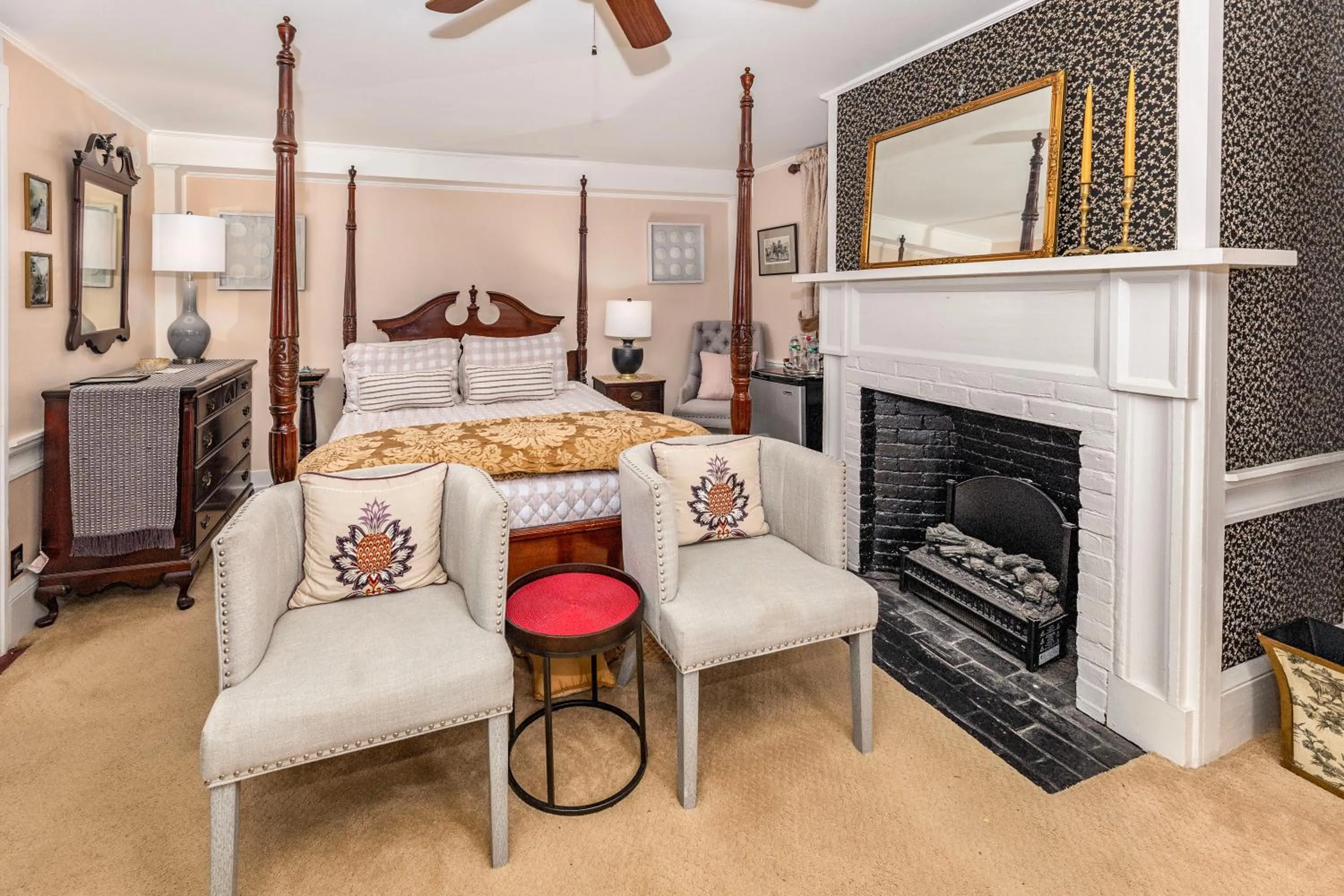 Holiday Guest House Bed & Breakfast