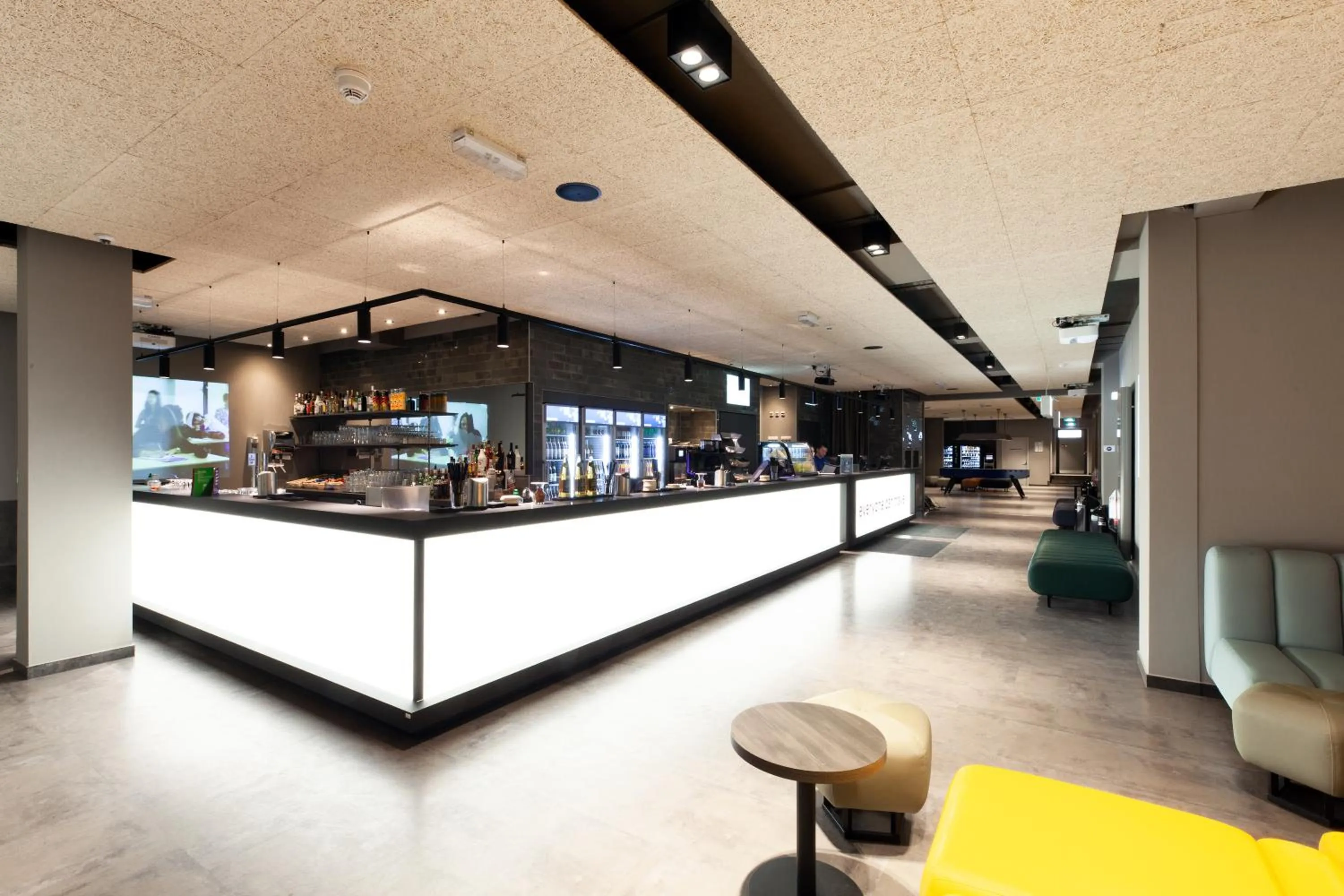 Lobby or reception in a&o Frankfurt Ostend