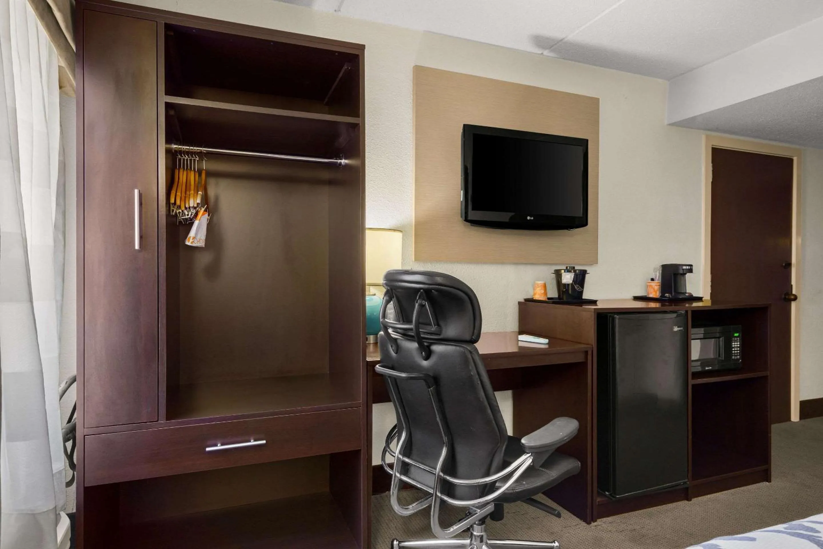 Bedroom in Sleep Inn Wilmington near University