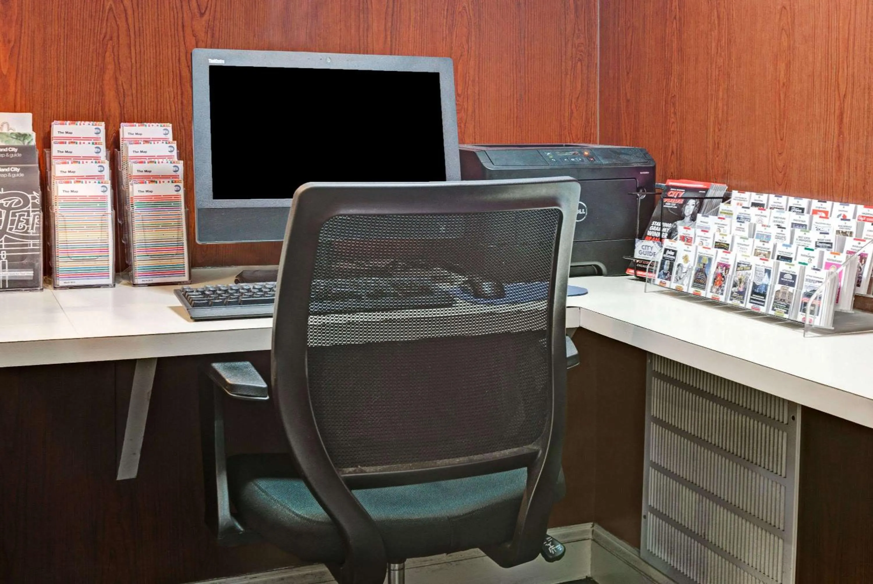 On site, Business Area/Conference Room in Wyndham Garden Long Island City