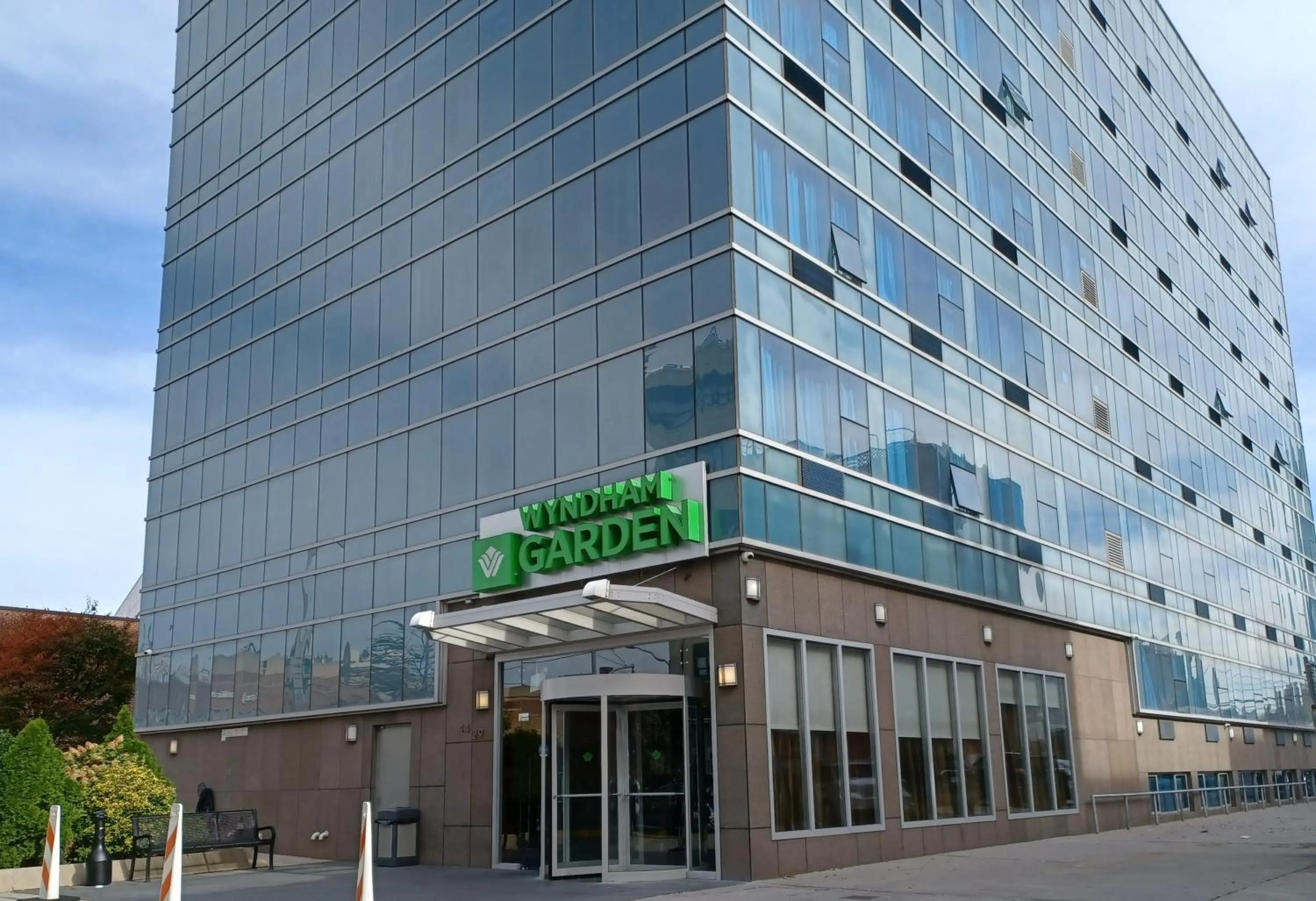 Property Building in Wyndham Garden Long Island City
