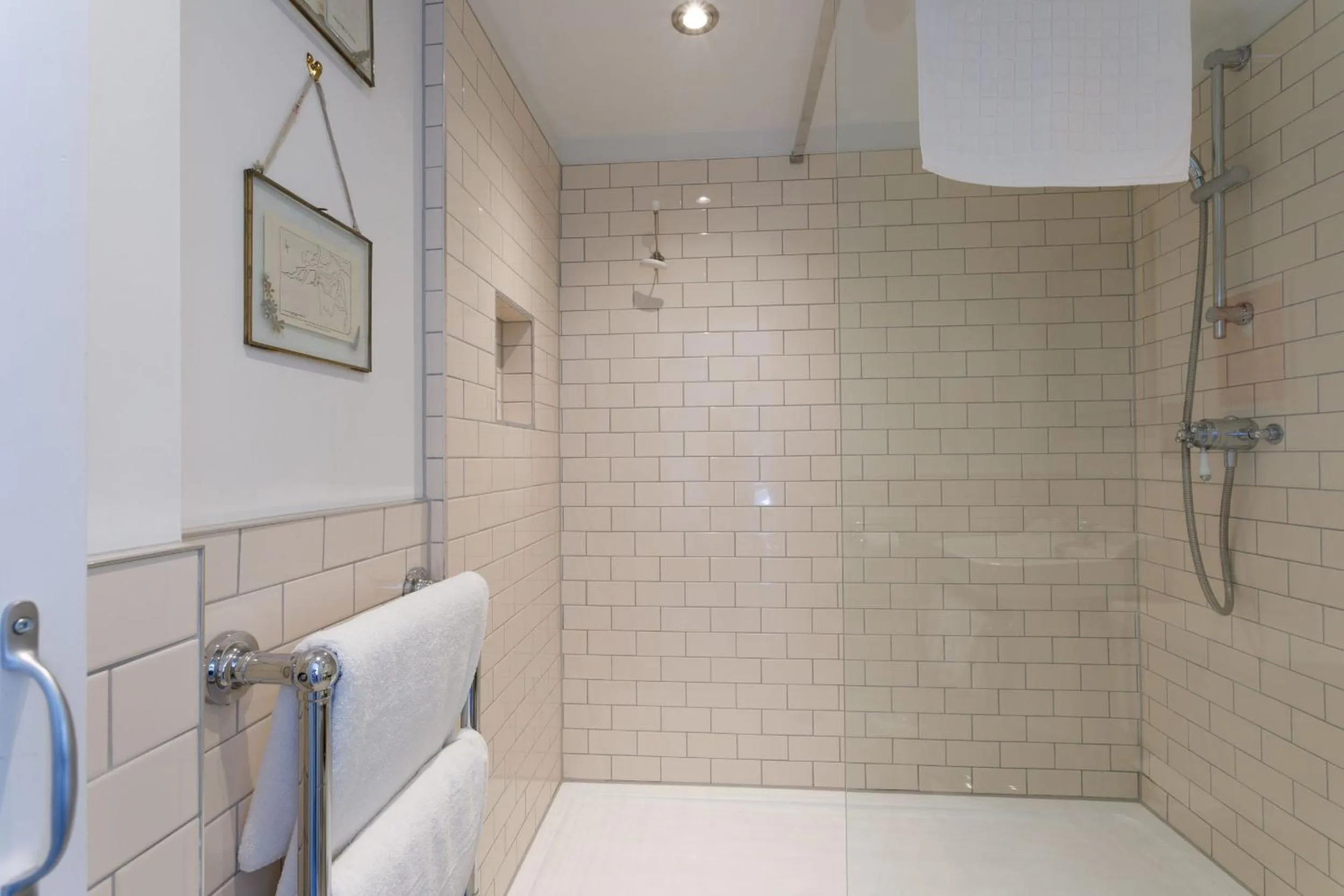 Bathroom in The Boathouse