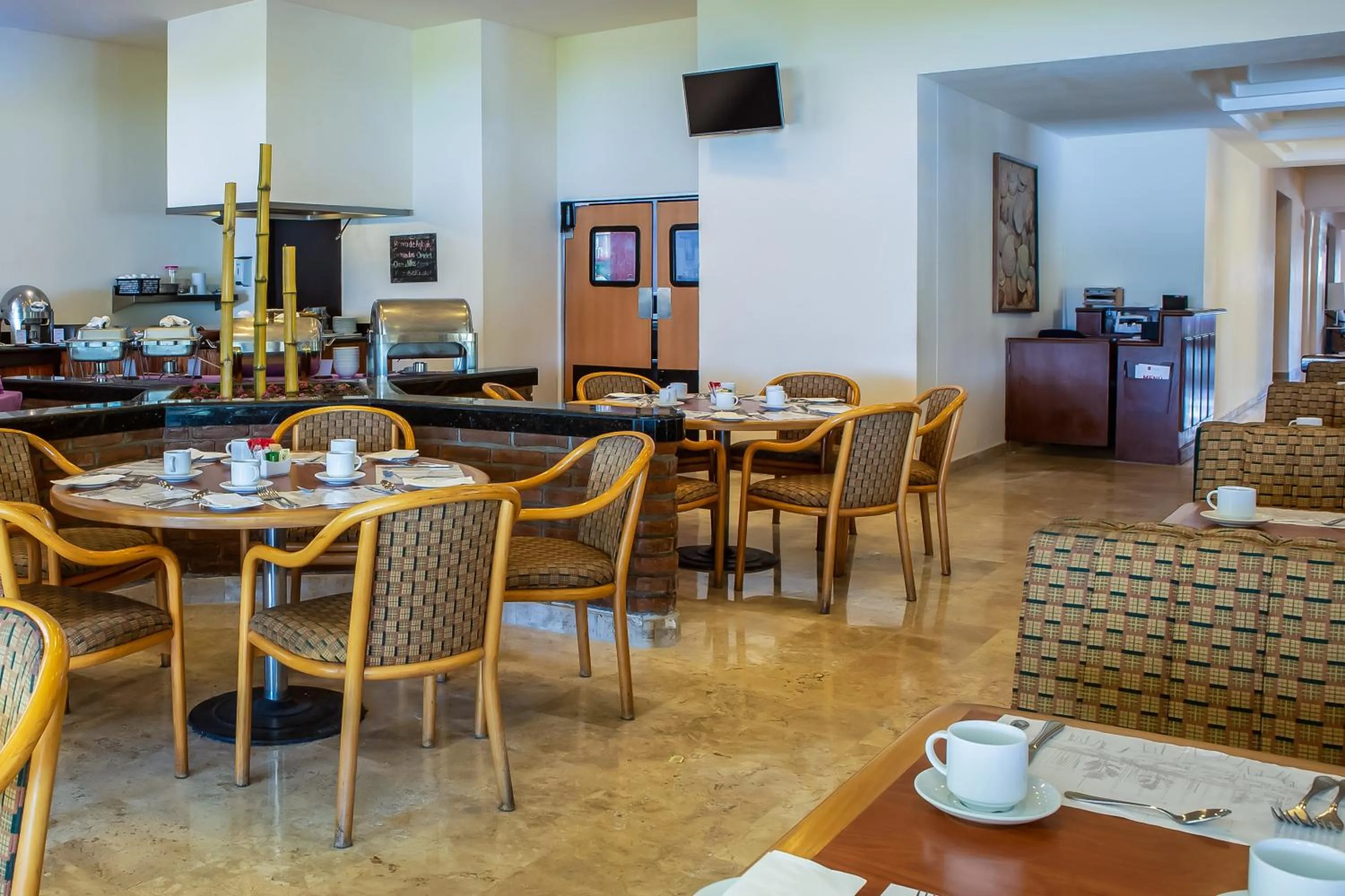 Restaurant/places to eat in Fiesta Inn Tampico