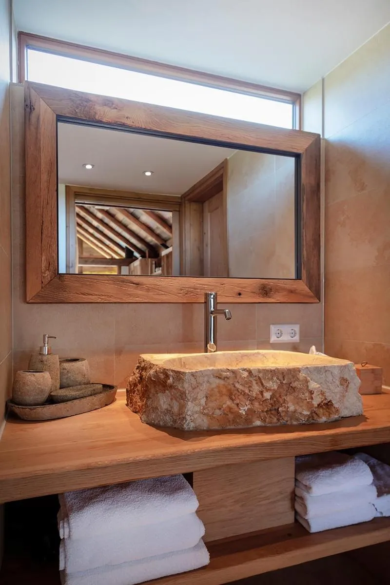 Bathroom in Widmann's Löwen