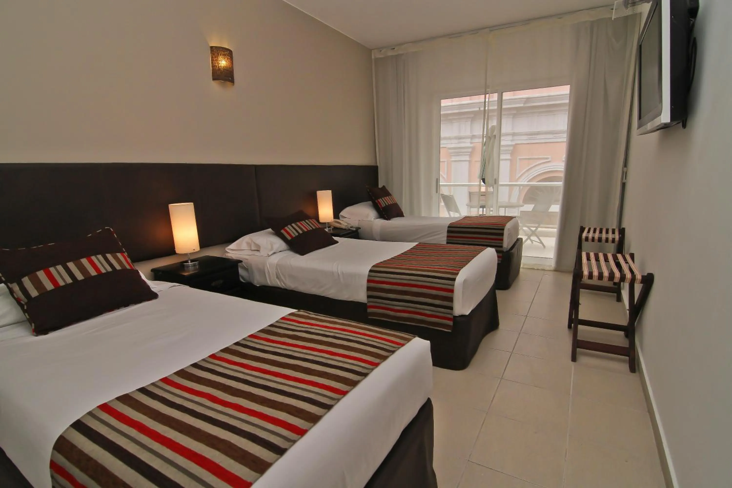 Bedroom, Bed in De la Plaza Hotel