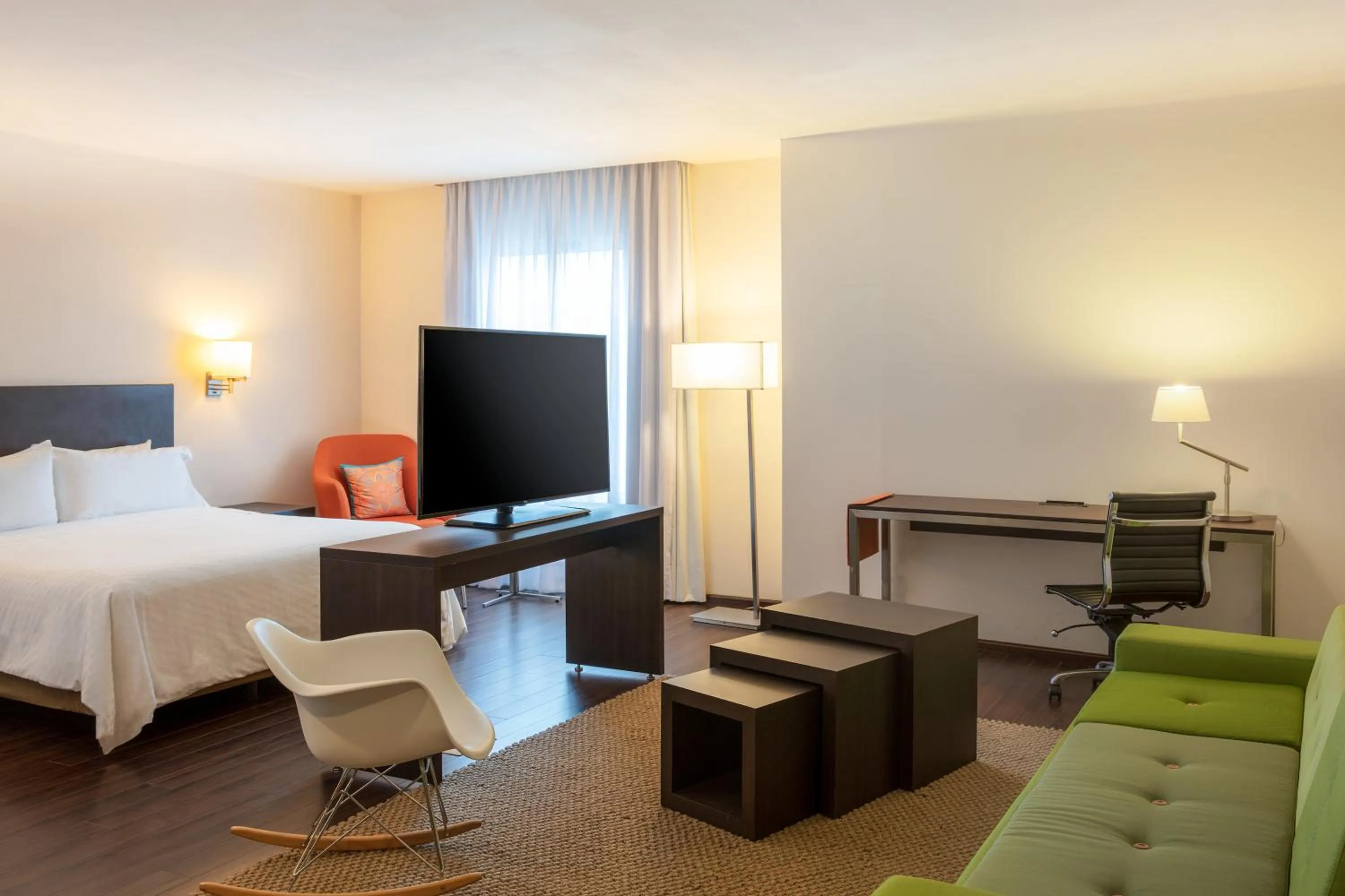 Photo of the whole room, Bed in Fiesta Inn Monterrey Fundidora