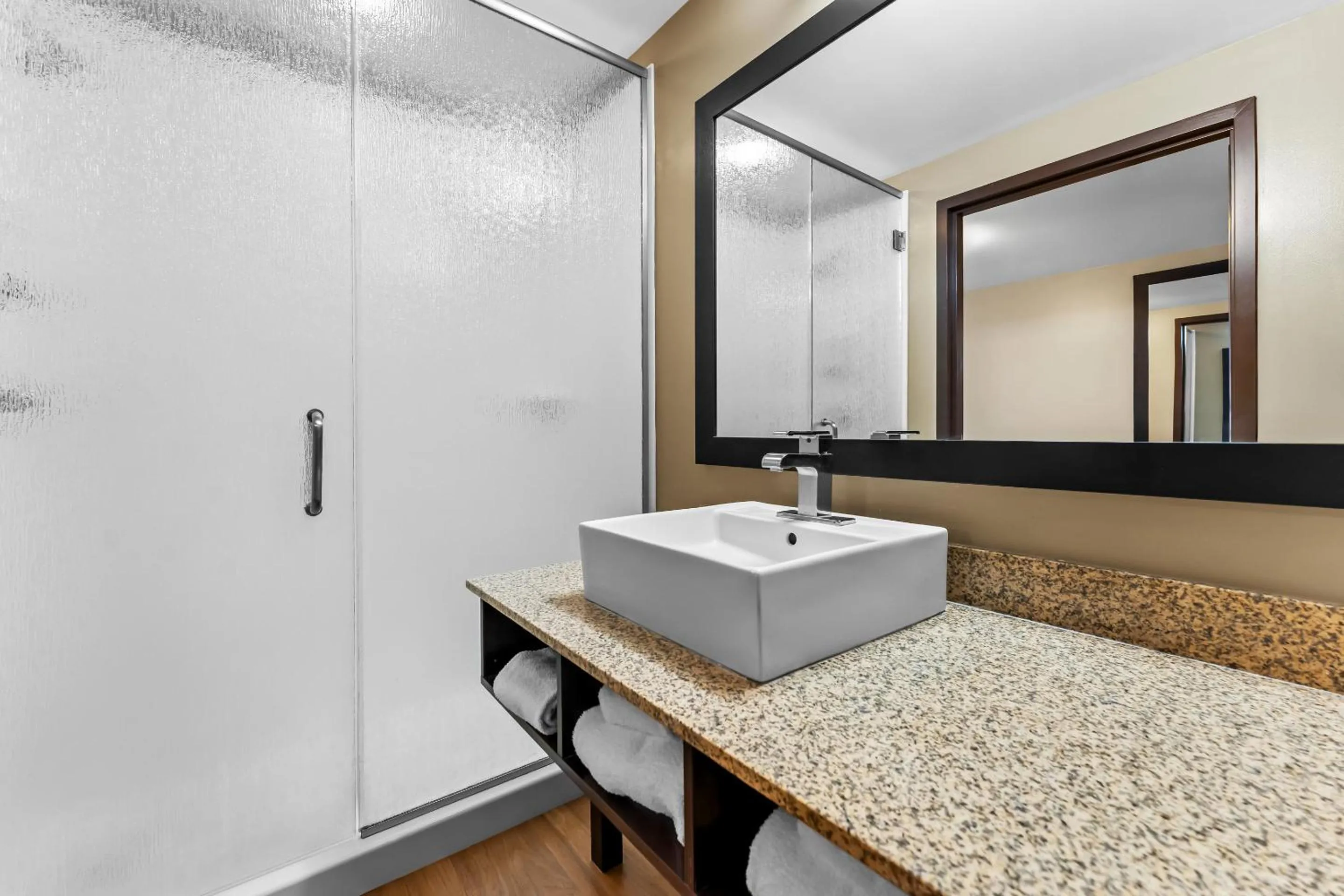 Bathroom in Red Roof Inn PLUS+ & Suites Malone