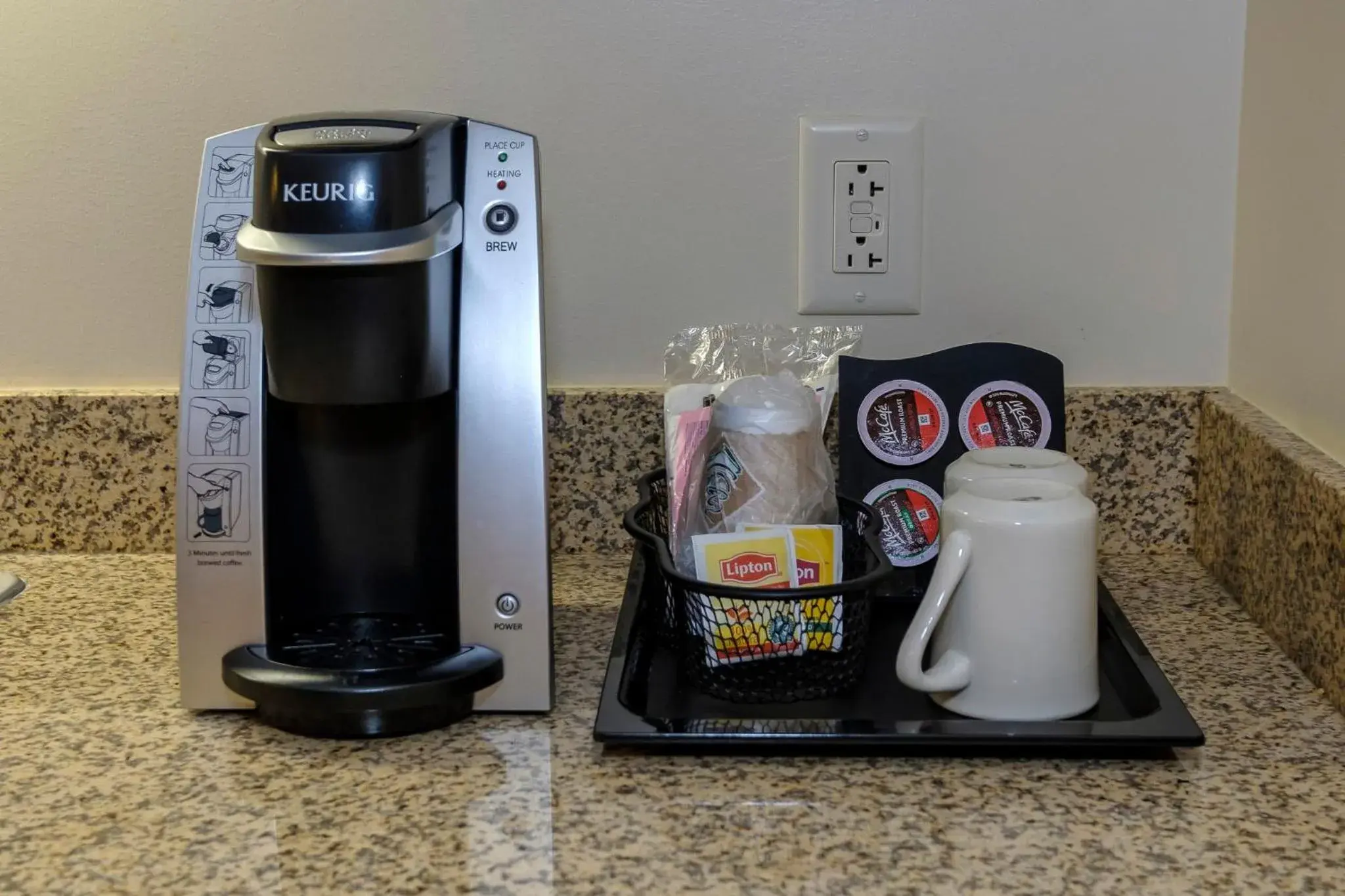 Premium King Room Smoke Free (Upgraded Bedding and Snack Box) in Red Roof Inn PLUS+ & Suites Malone Premium King Room Smoke Free (Upgraded Bedding and Snack Box) in Red Roof Inn PLUS+ & Suites Malone