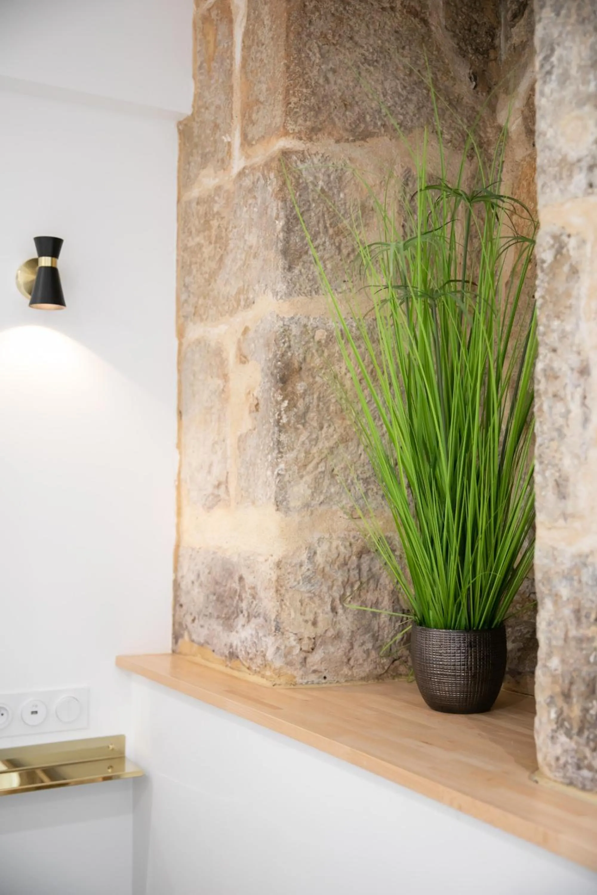 Decorative detail in L' échafaud - Apparts de standing - Centre historique