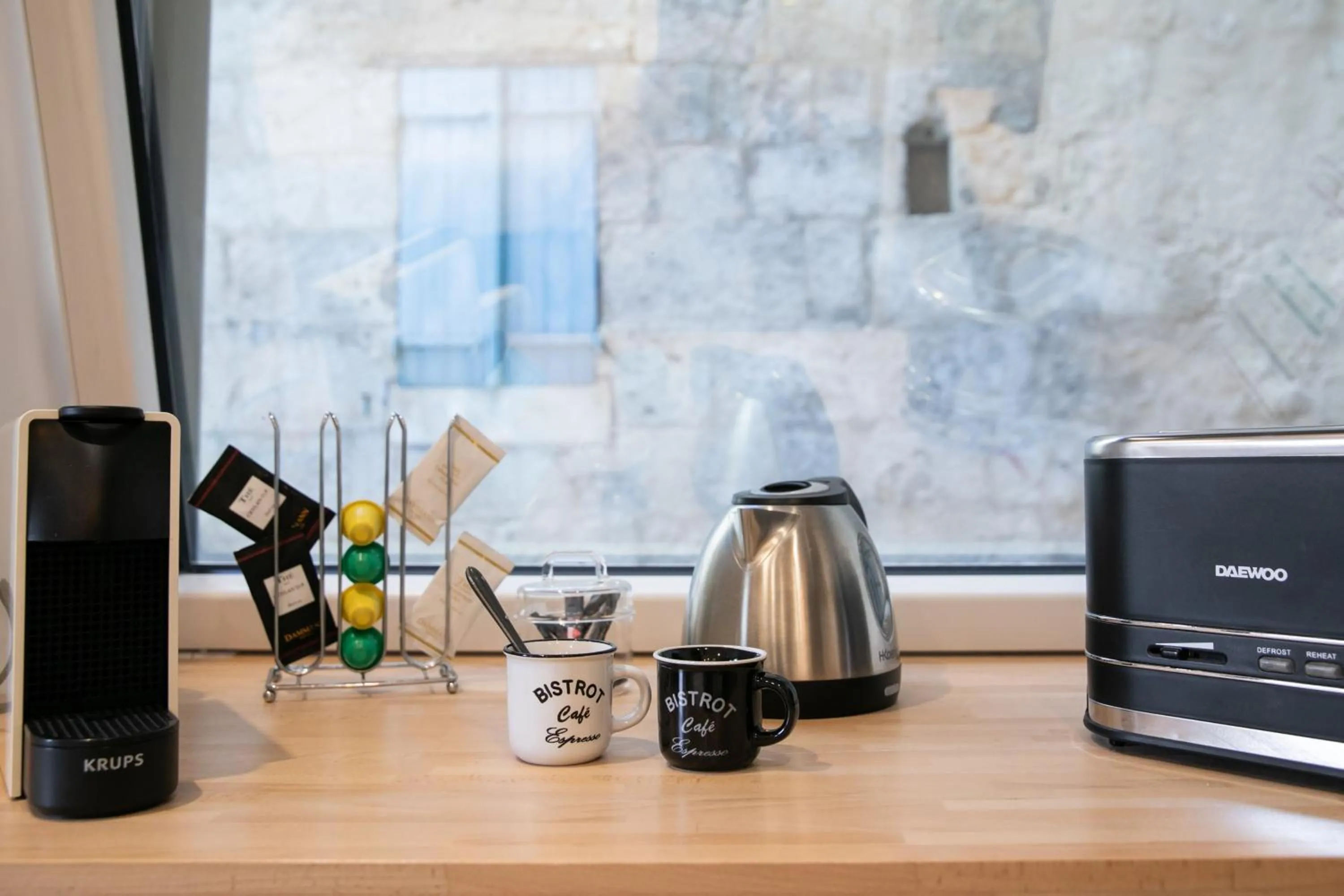 Coffee/tea facilities in L' échafaud - Apparts de standing - Centre historique