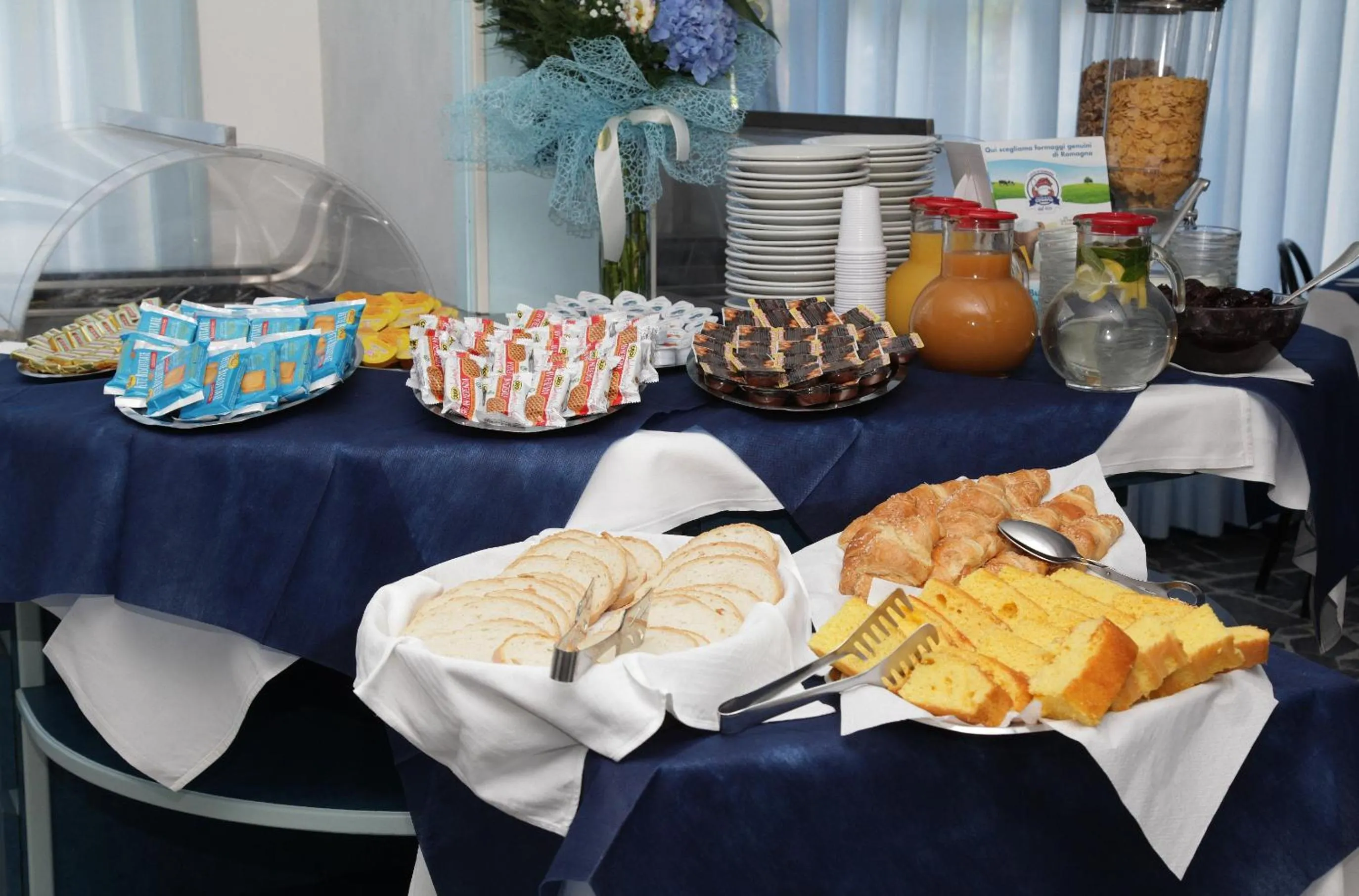 Restaurant/places to eat in Hotel Santa Maria