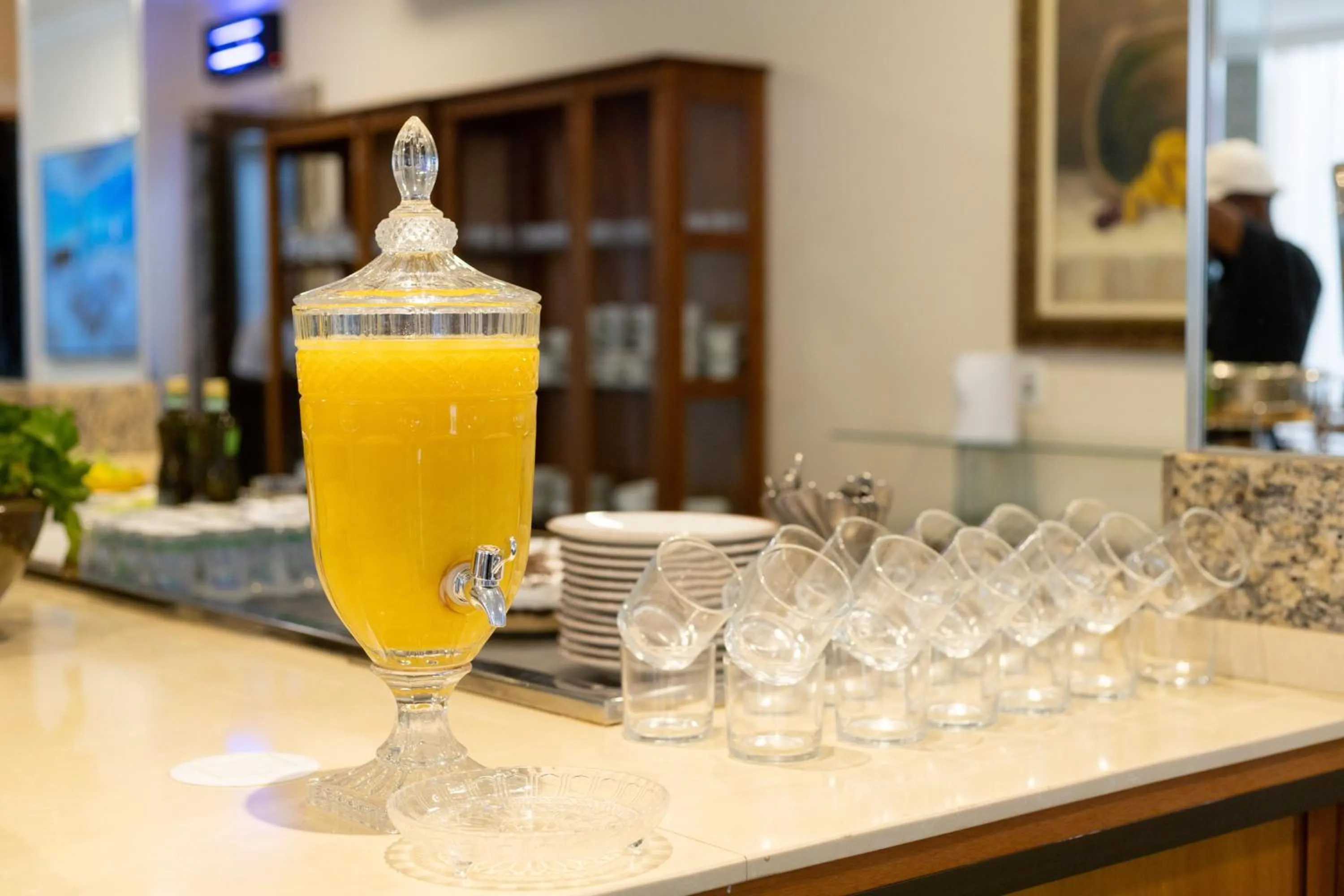 Food and drinks in Hotel Golden Park Uberaba By Nacional Inn