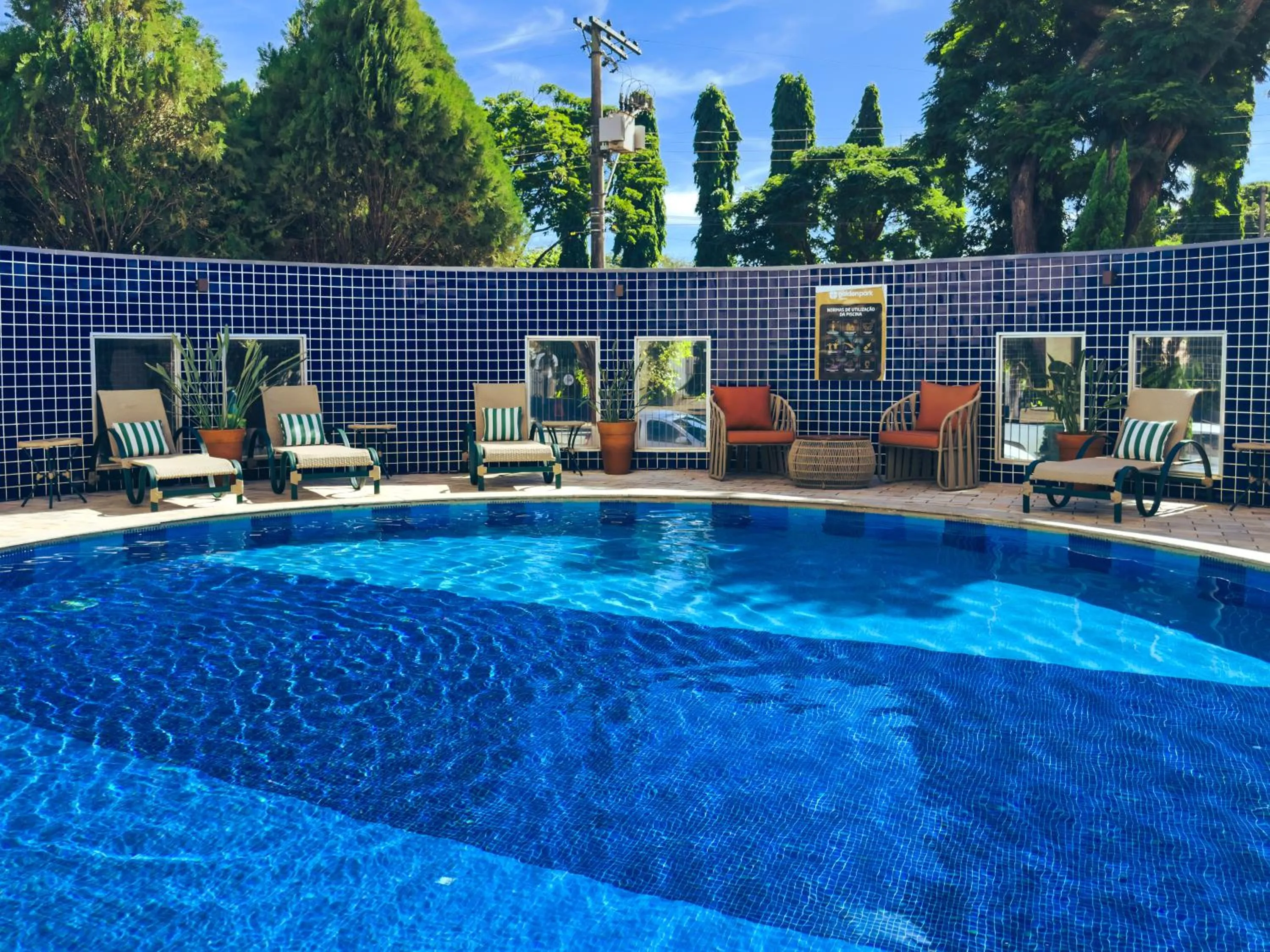 Day in Hotel Golden Park Uberaba By Nacional Inn