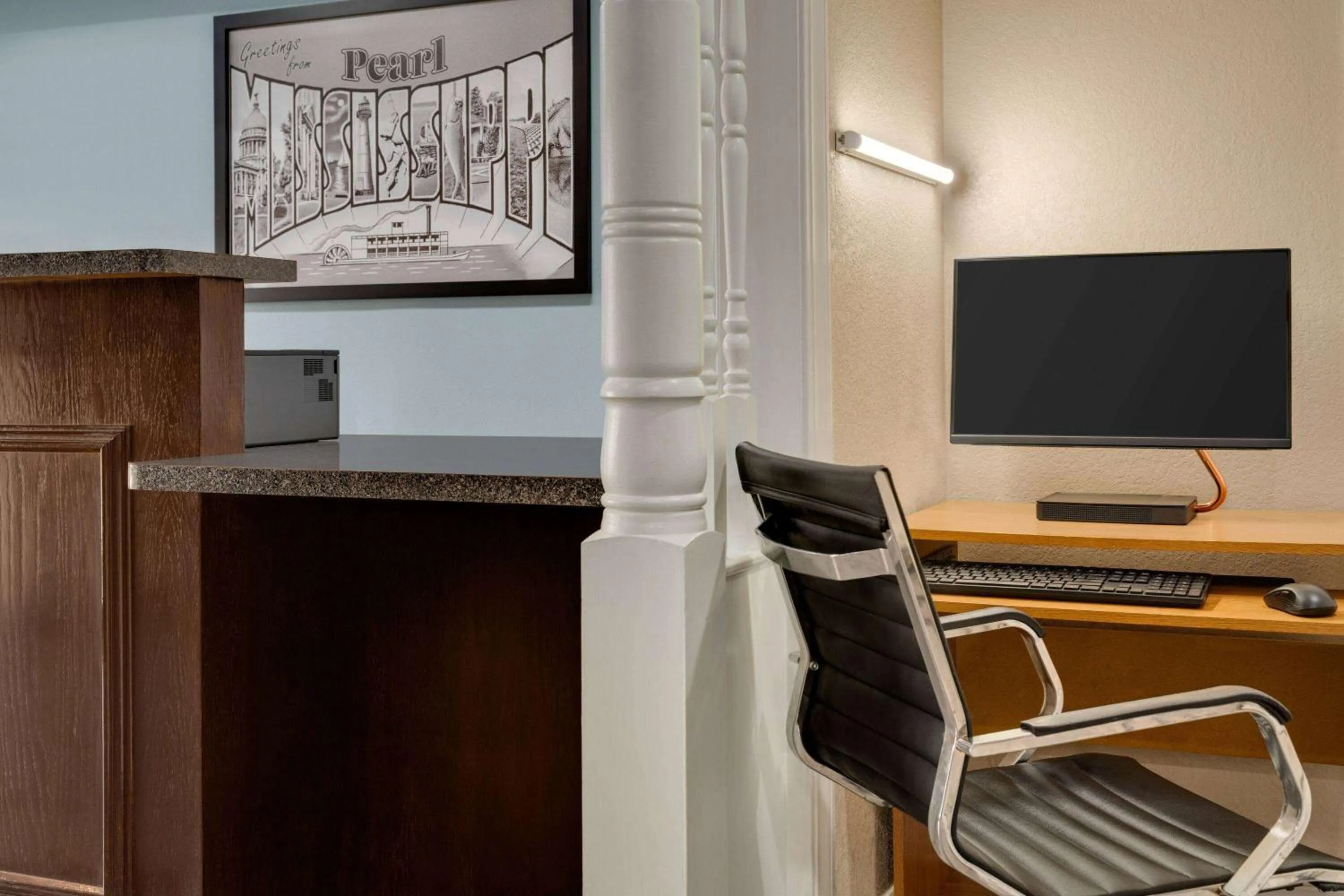 Business facilities in Super 8 by Wyndham Pearl/Jackson/East