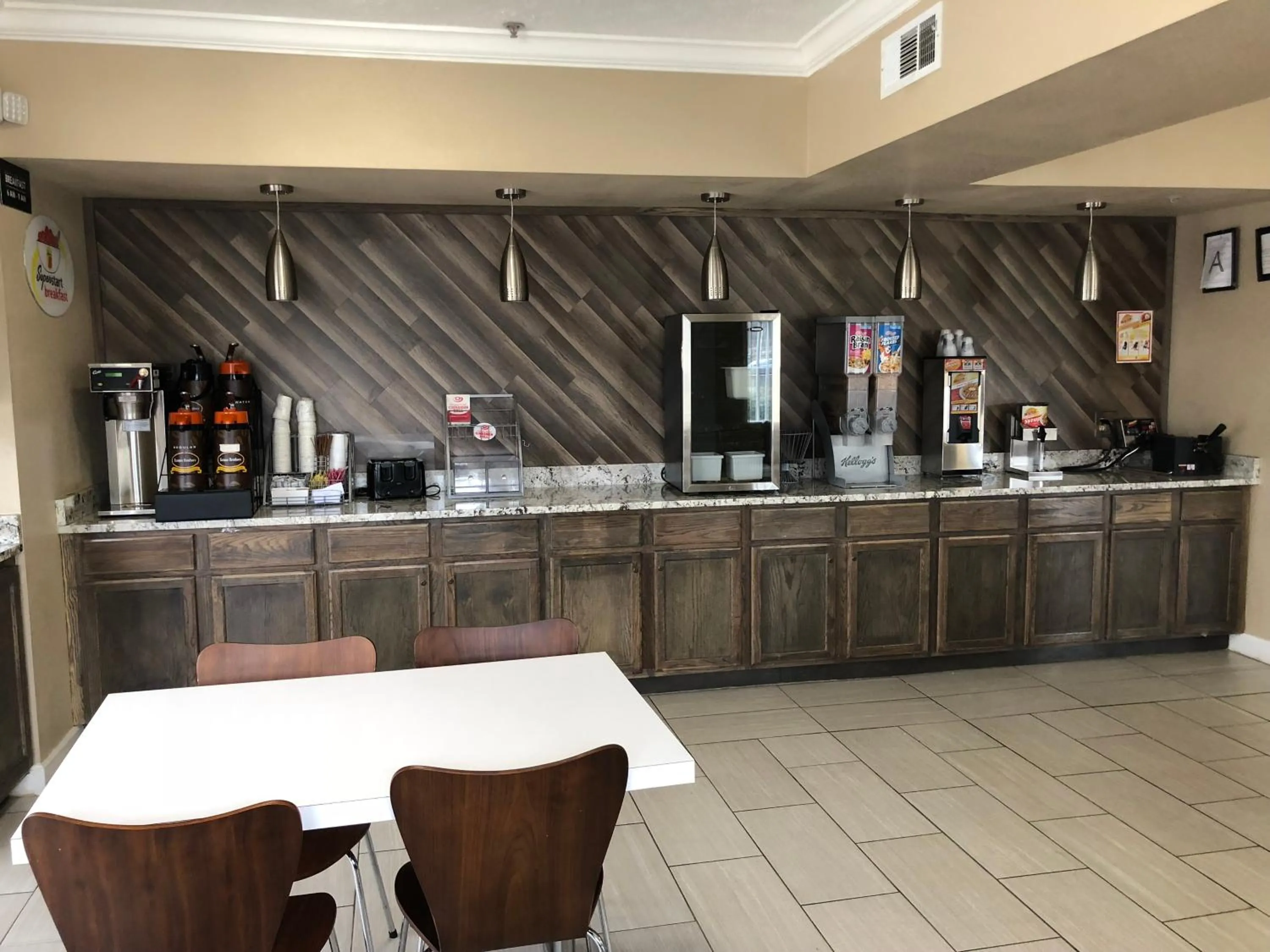 Breakfast in Super 8 by Wyndham Jackson Ridgeland