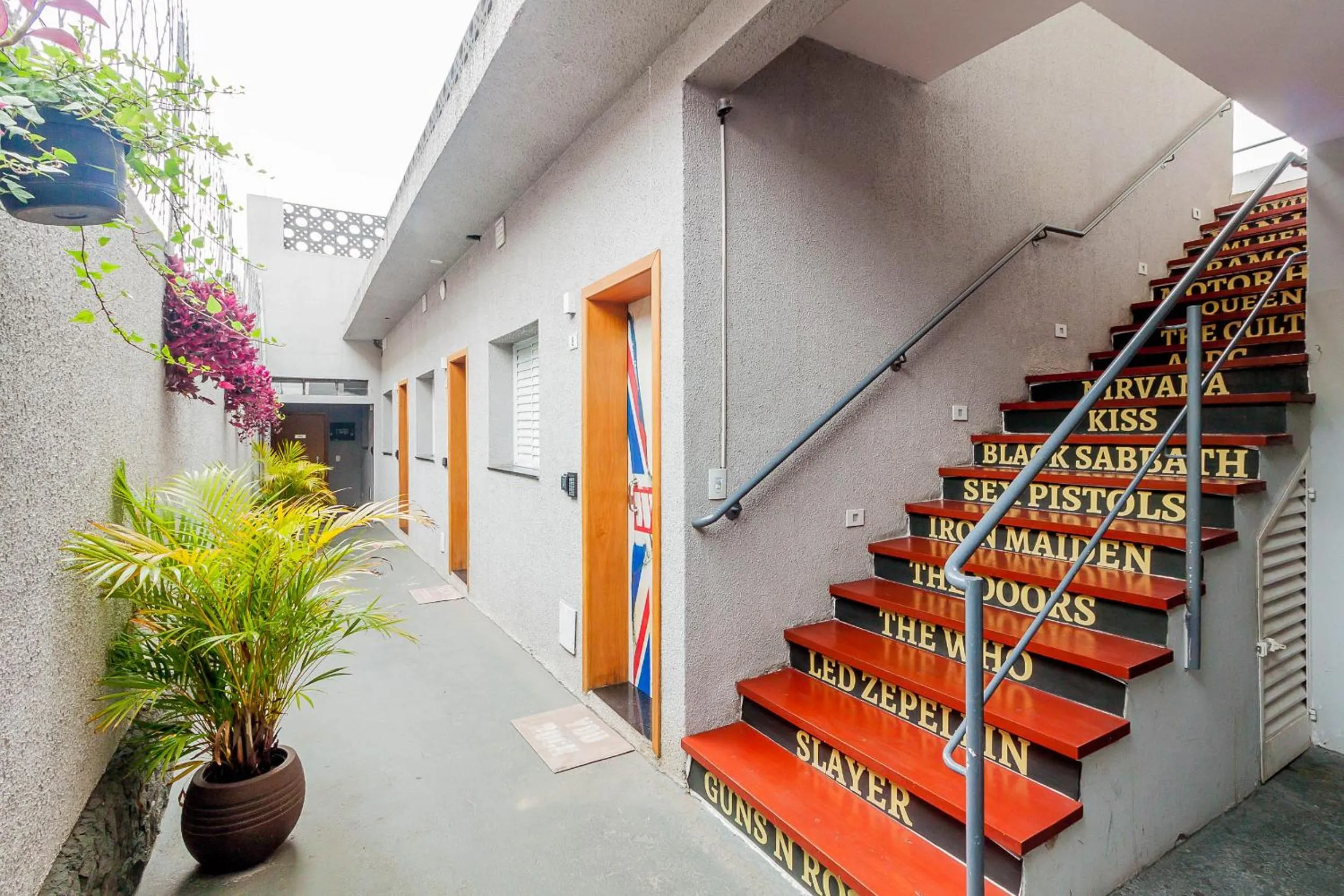 Area and facilities in Rock CGH Suites - Aeroporto de Congonhas