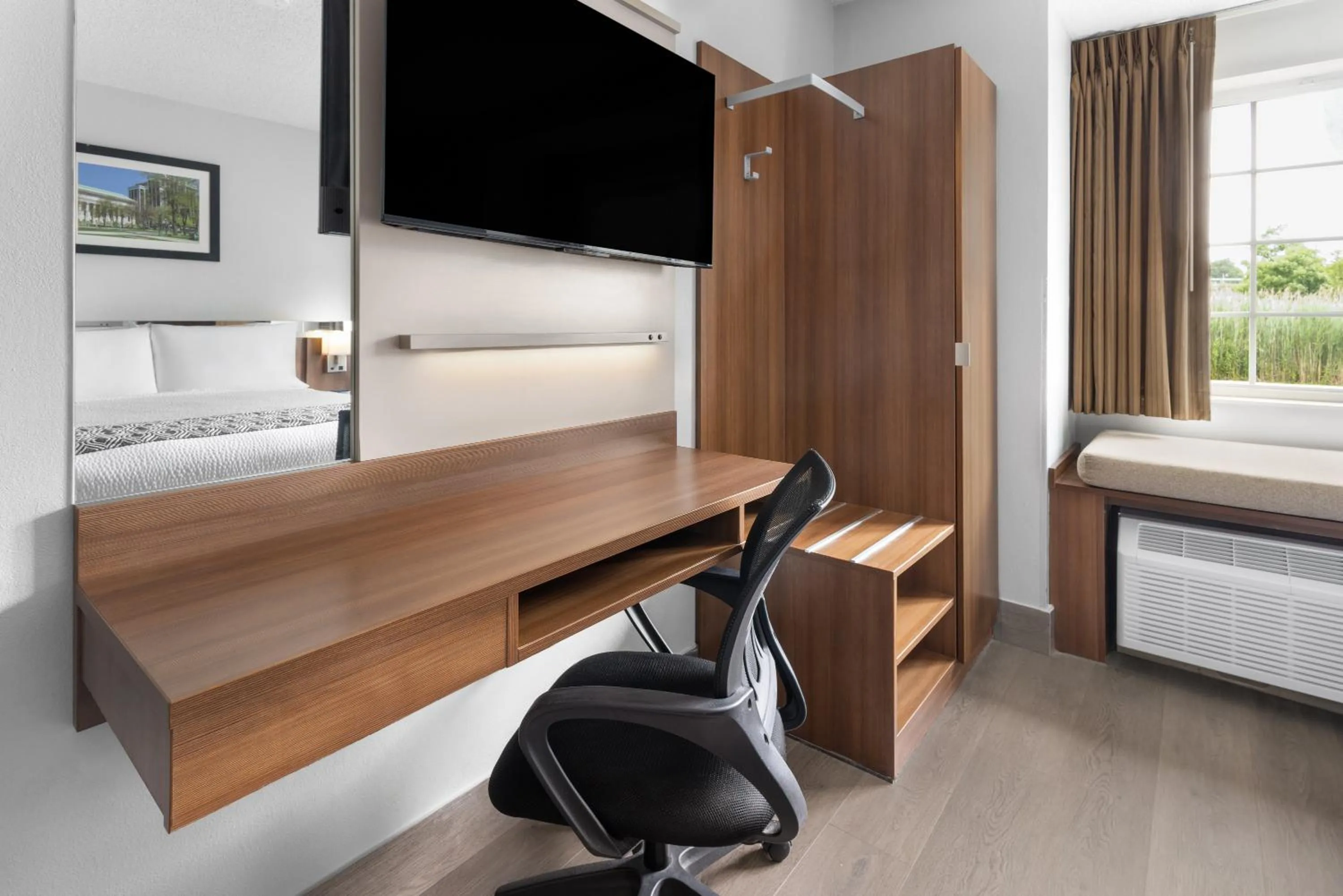 Bed in Microtel Inn by Wyndham - Albany Airport