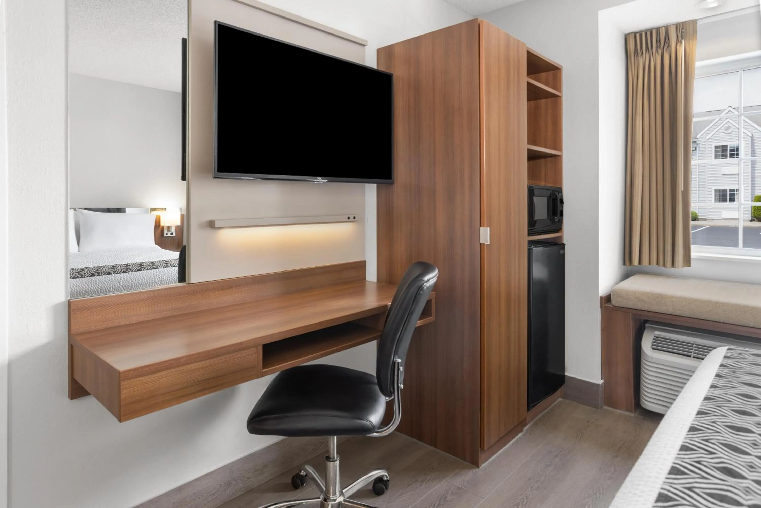 Bed in Microtel Inn by Wyndham - Albany Airport