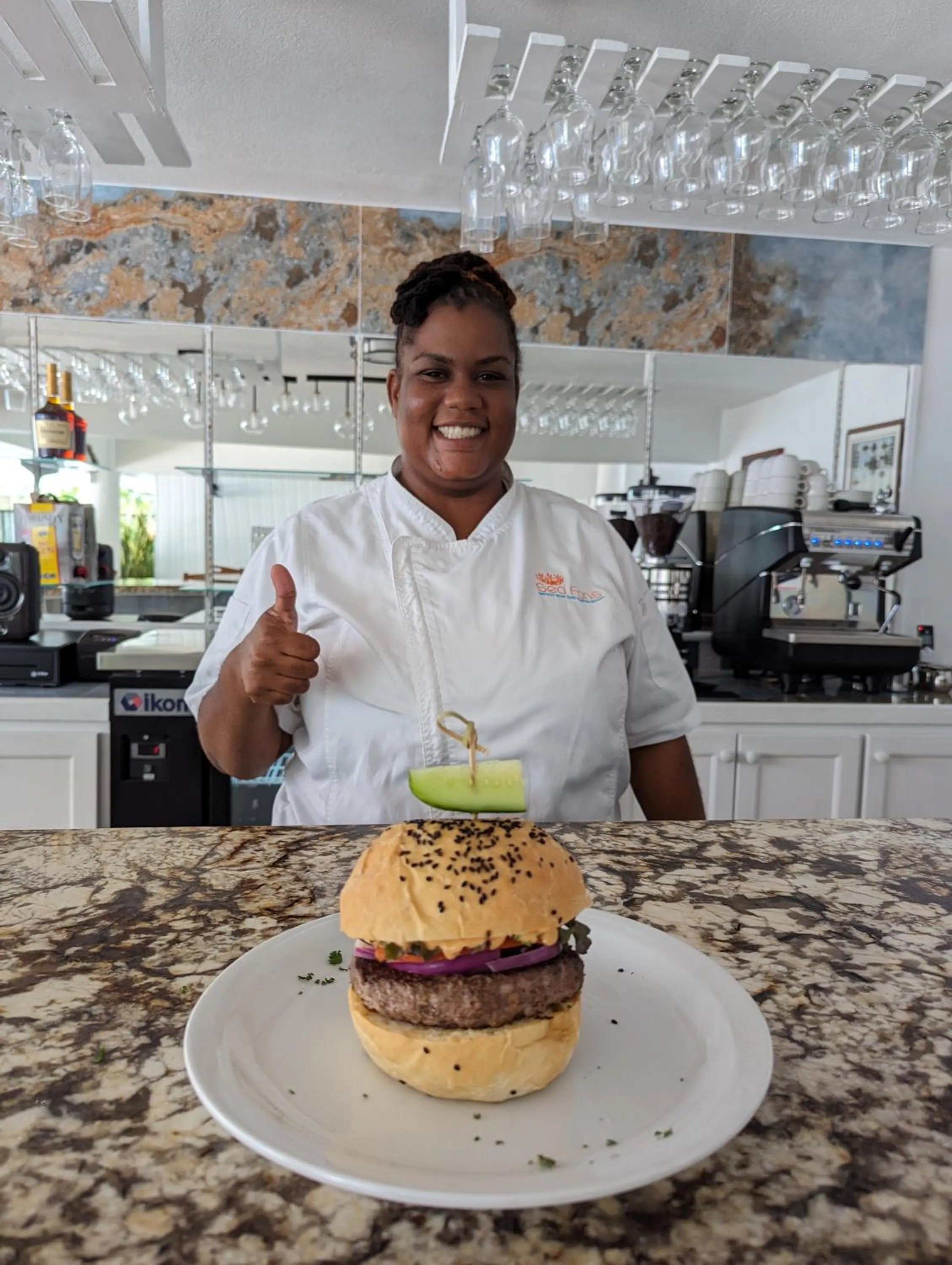 Restaurant/places to eat in Pirate's Inn