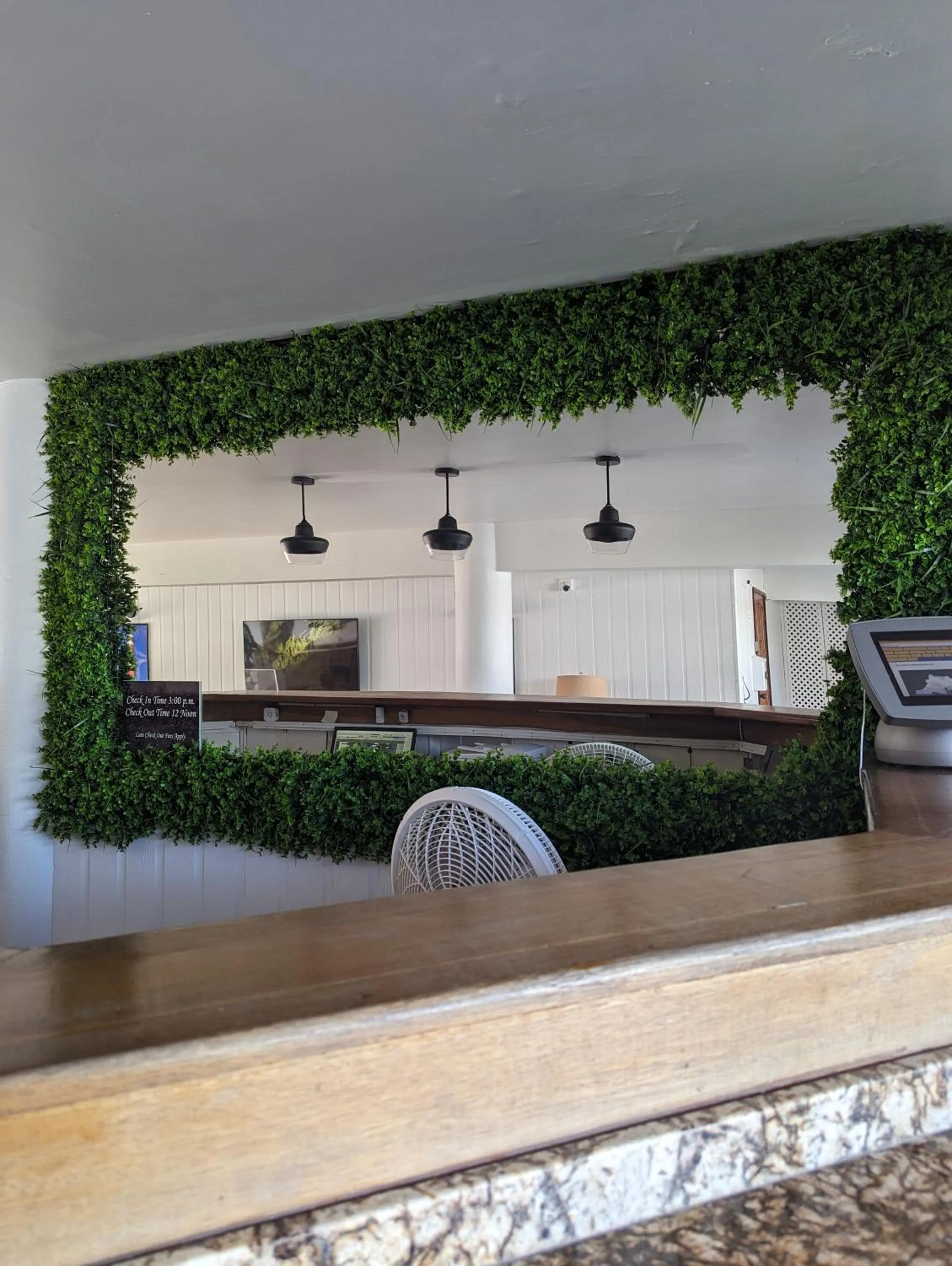 Lobby or reception in Pirate's Inn