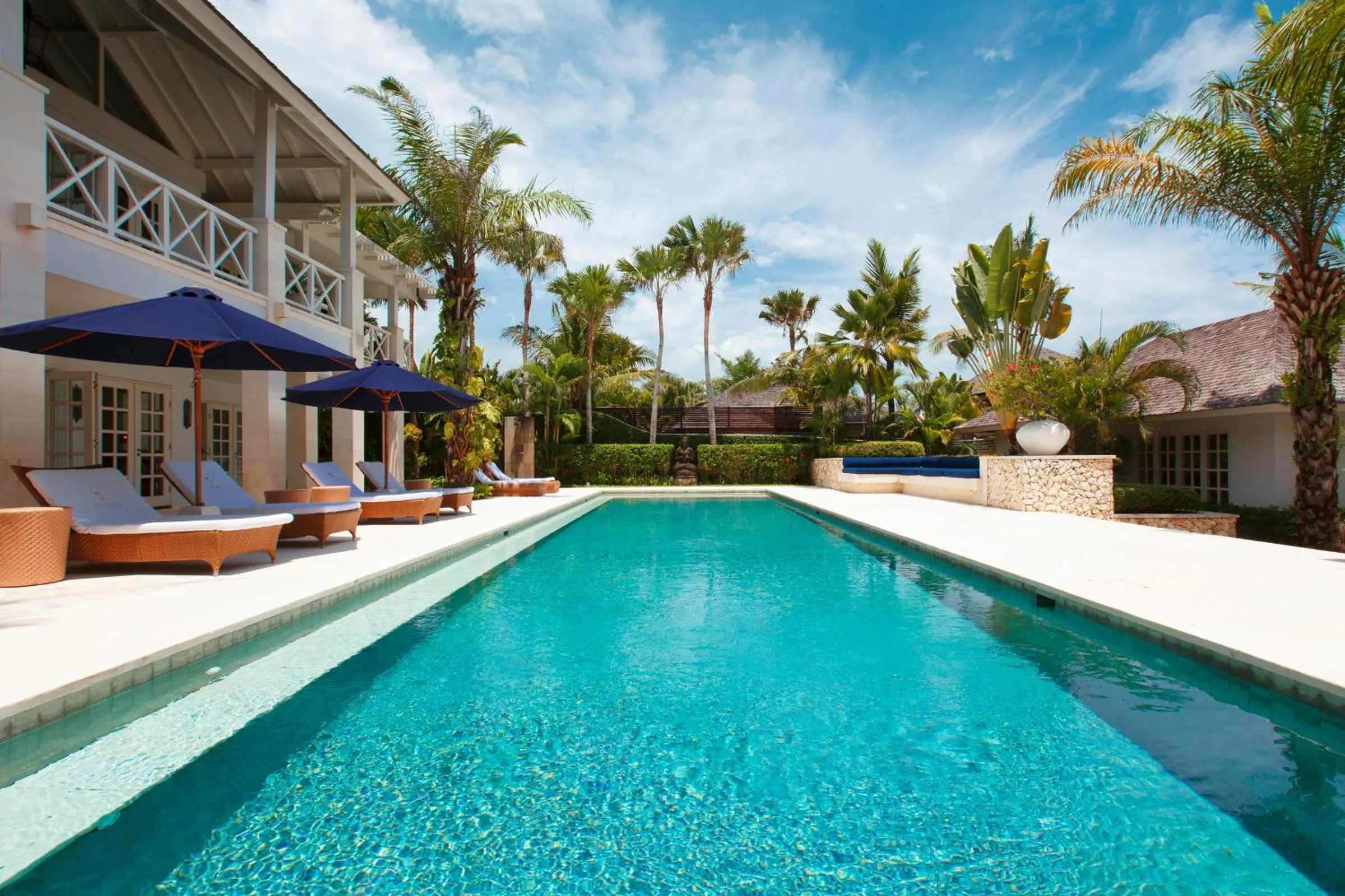 Pool view in The Ungasan Clifftop Resort