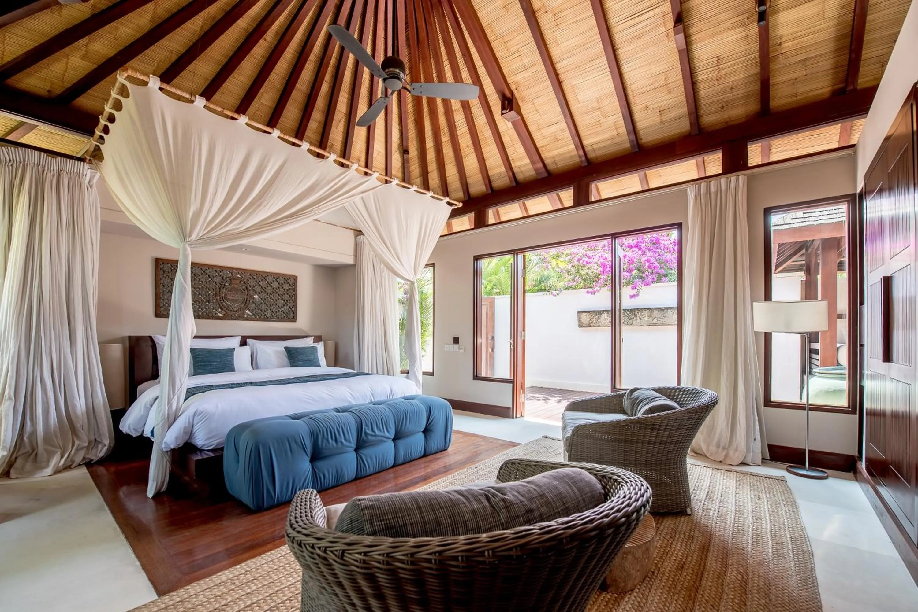 Bed in The Ungasan Clifftop Resort