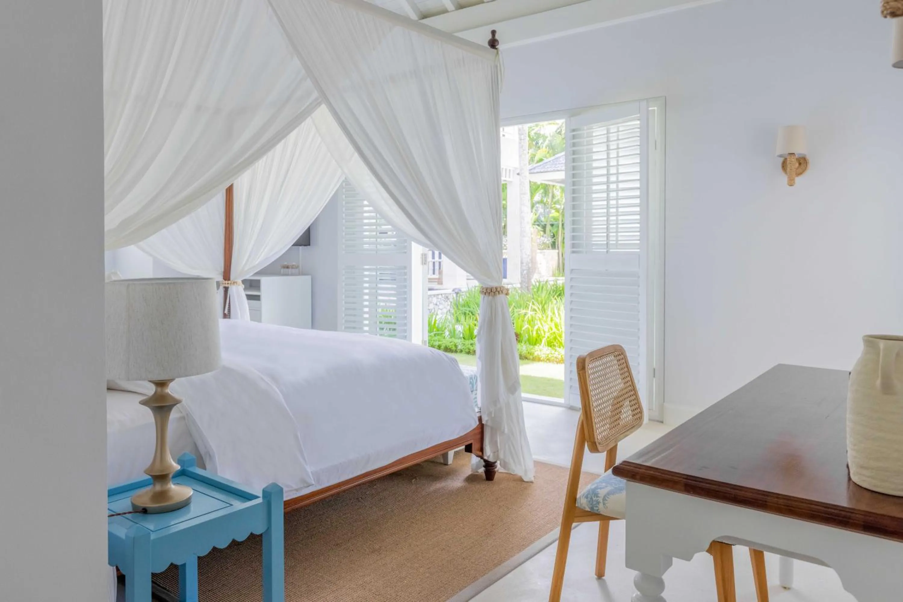 Bed in The Ungasan Clifftop Resort