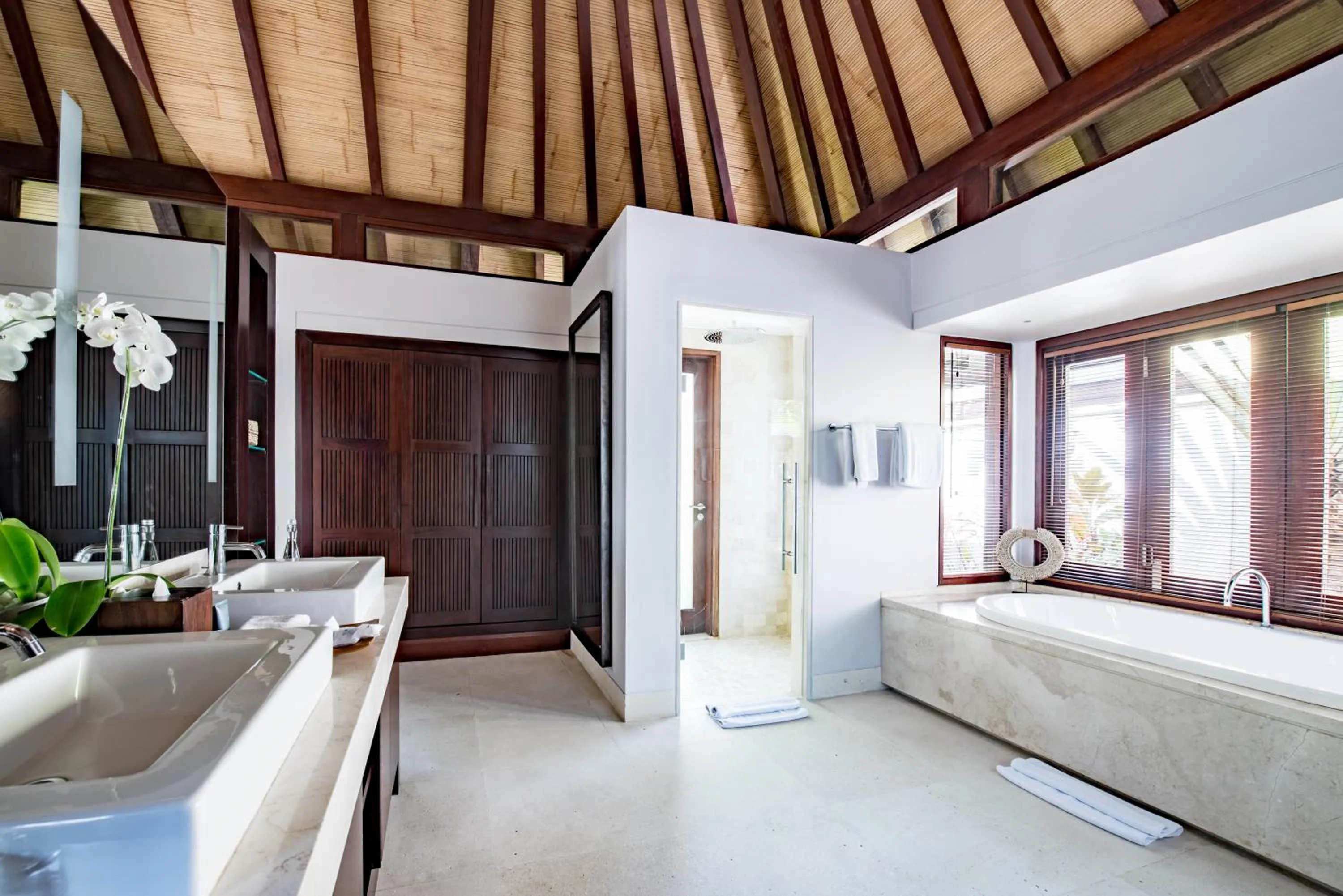 Bathroom in The Ungasan Clifftop Resort