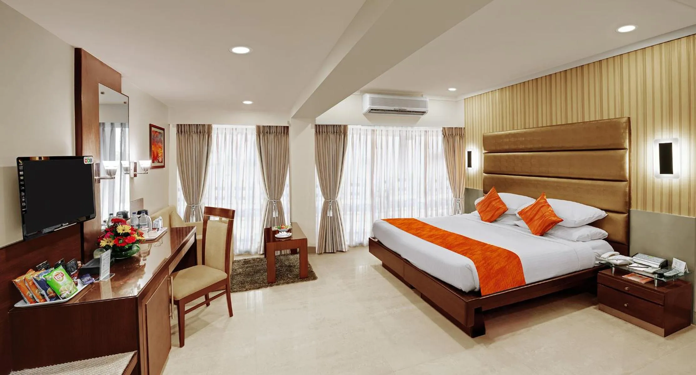 Bed in Hotel Suba Galaxy Mumbai