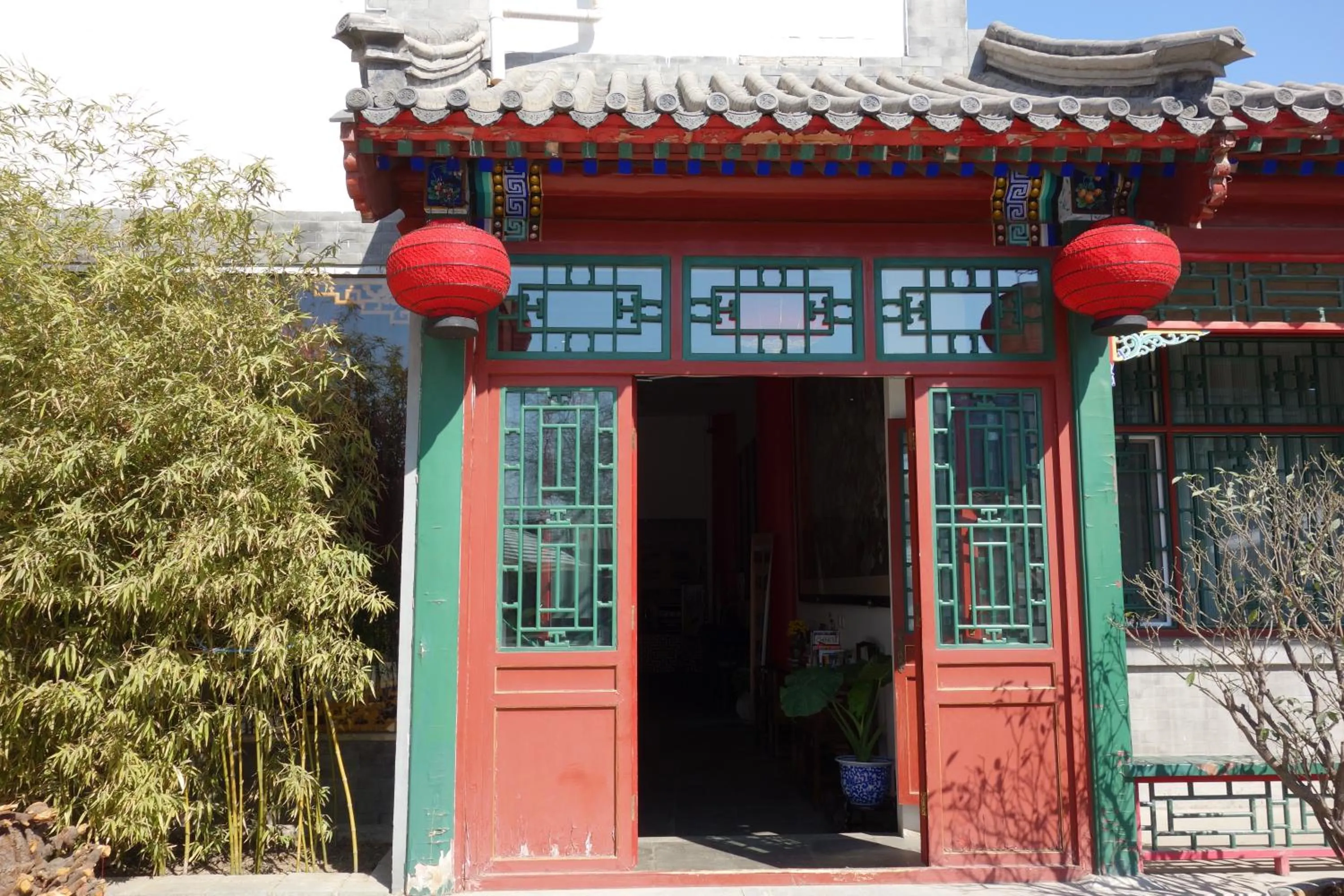 Decorative detail in Ming Courtyard