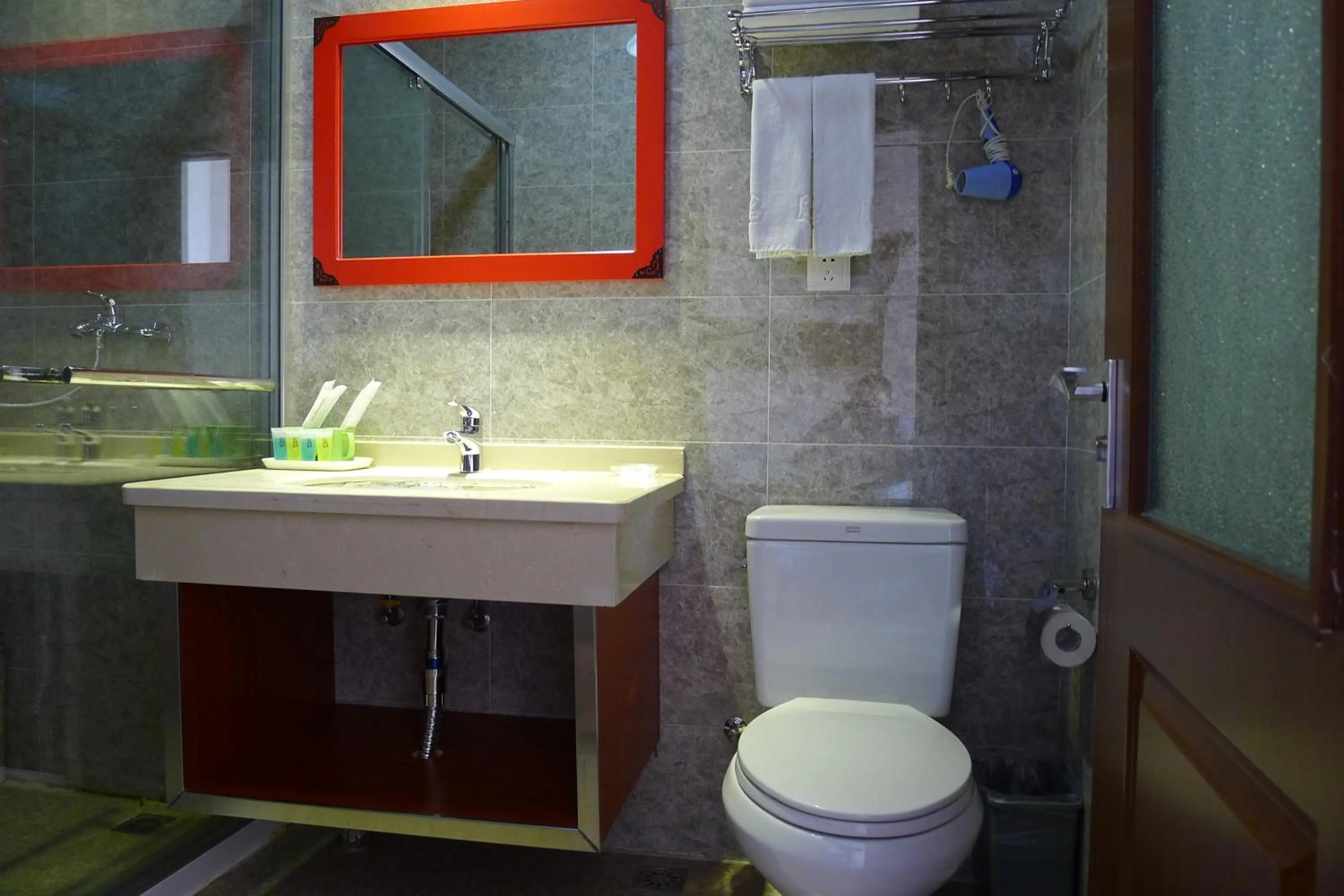 Bathroom in Ming Courtyard